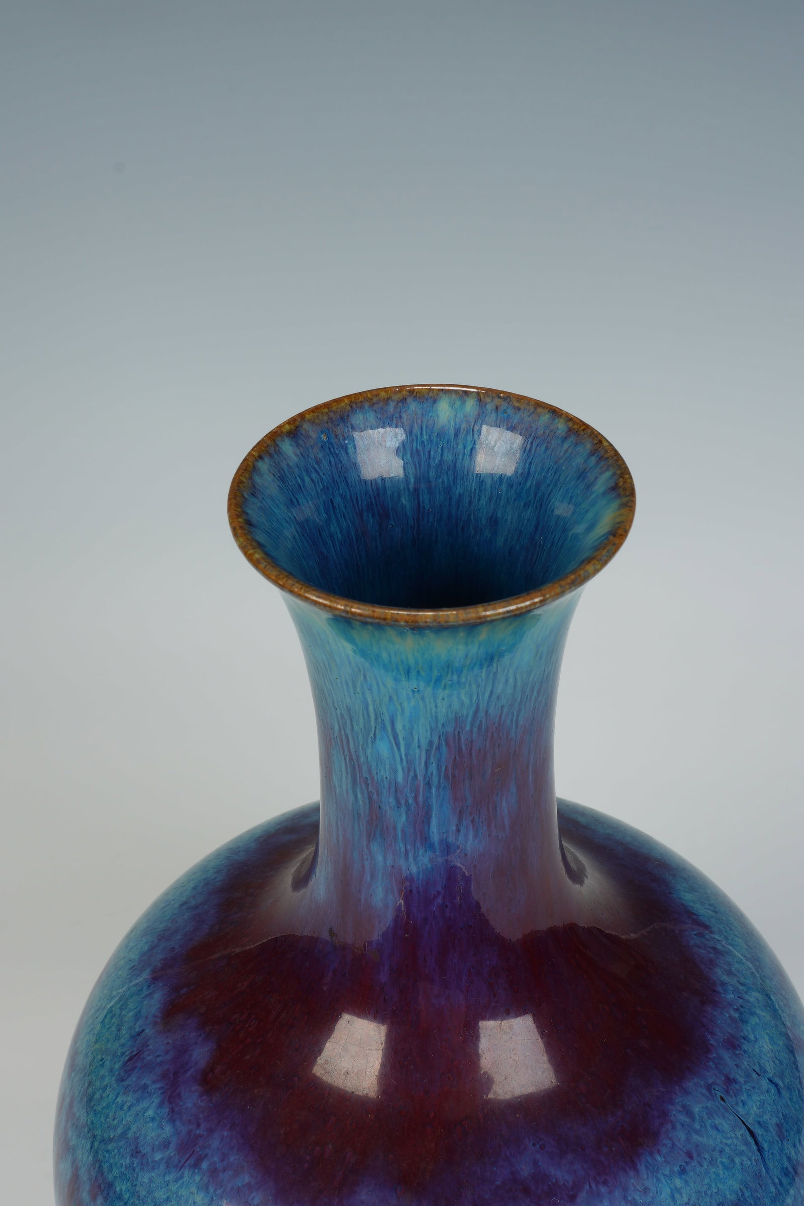 Kiln Change Porcelain Vase - 6