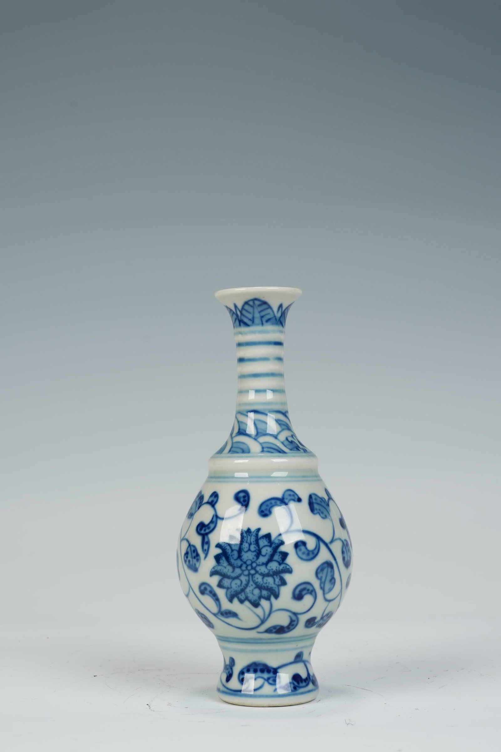 Blue and White Flower Pattern Porcelain Vase - 2