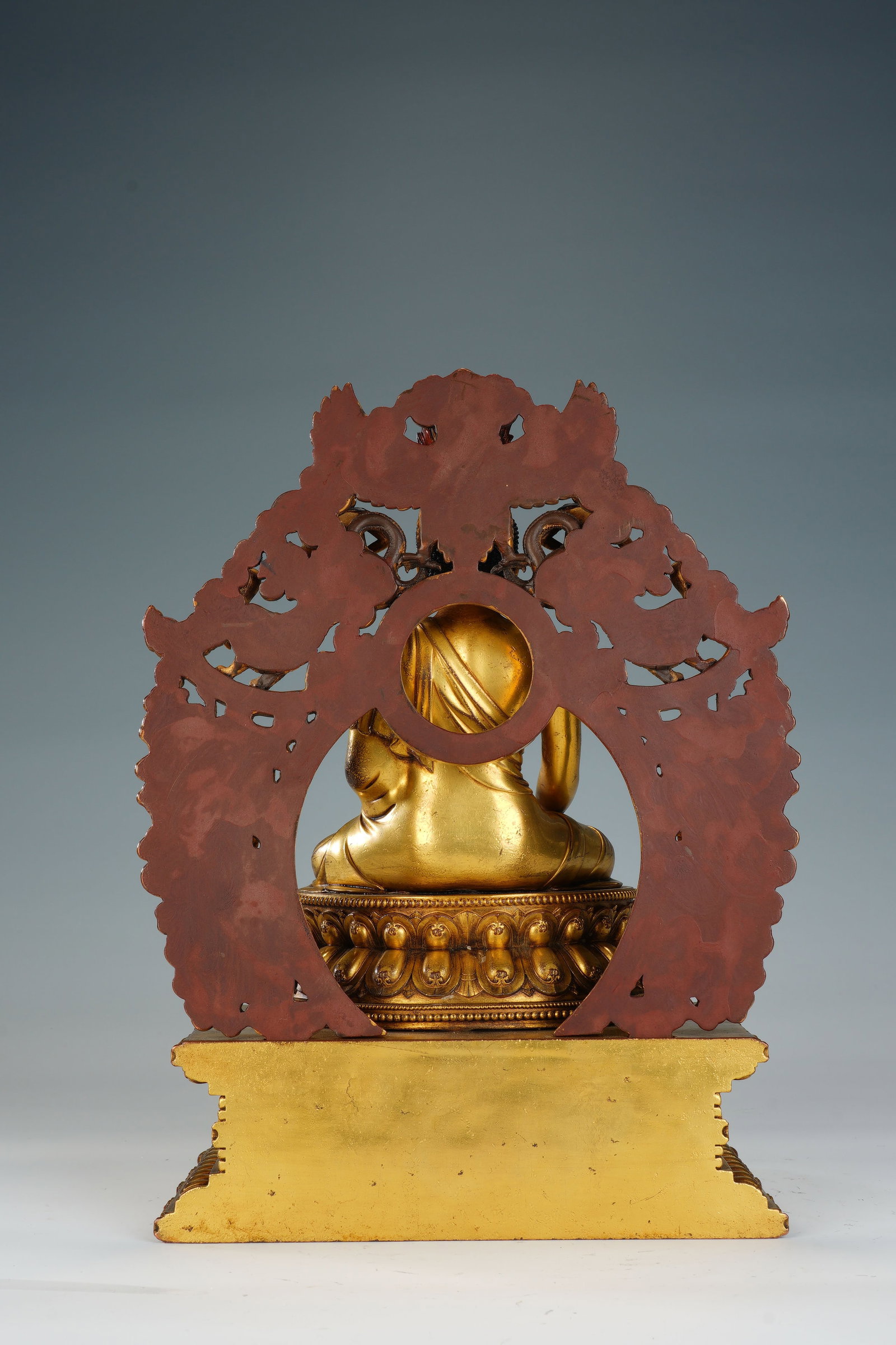 Gilt Bronze Sakyamuni Figure - 8