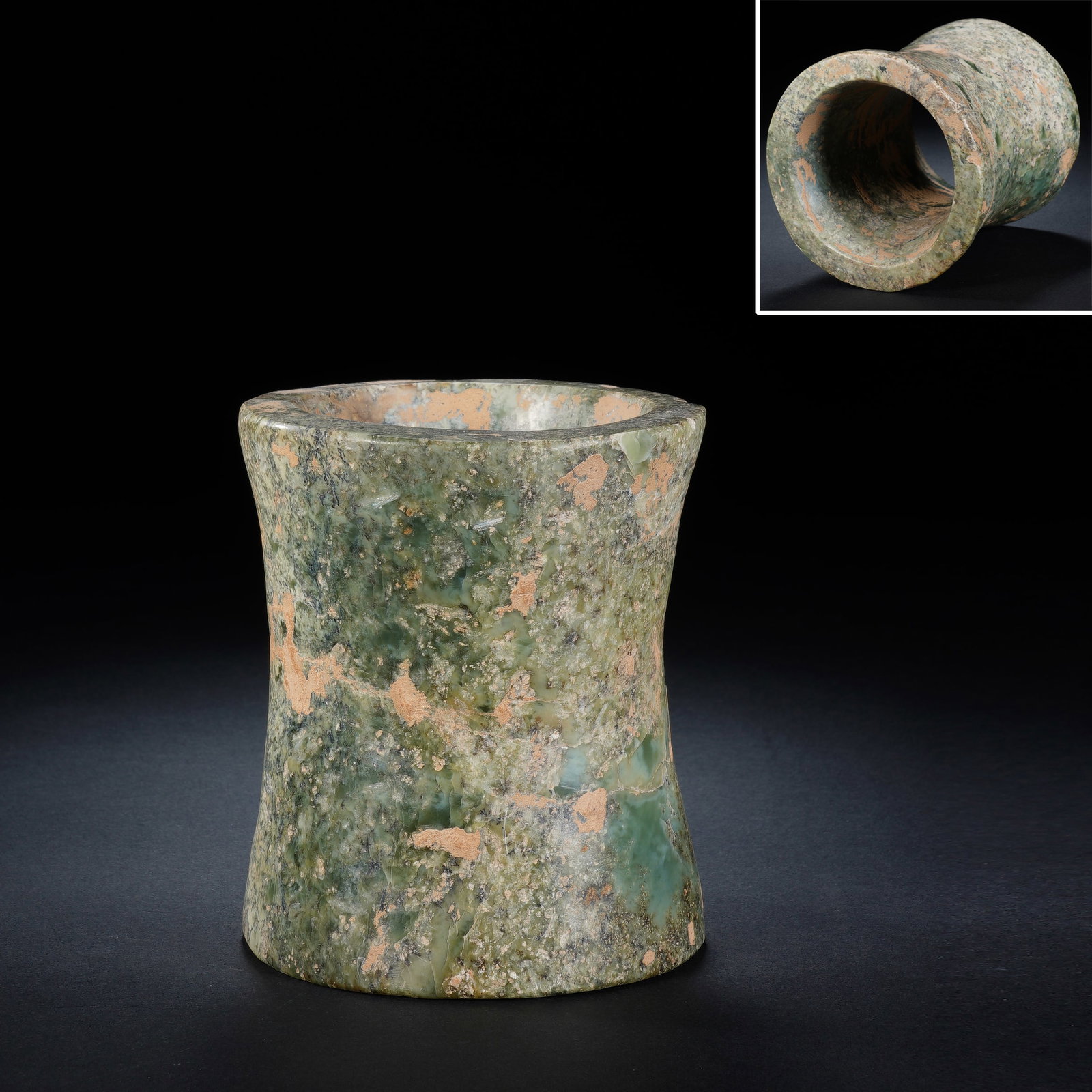 Jade Cong: Jade Cong (9 x 10cm,Weight 759g)