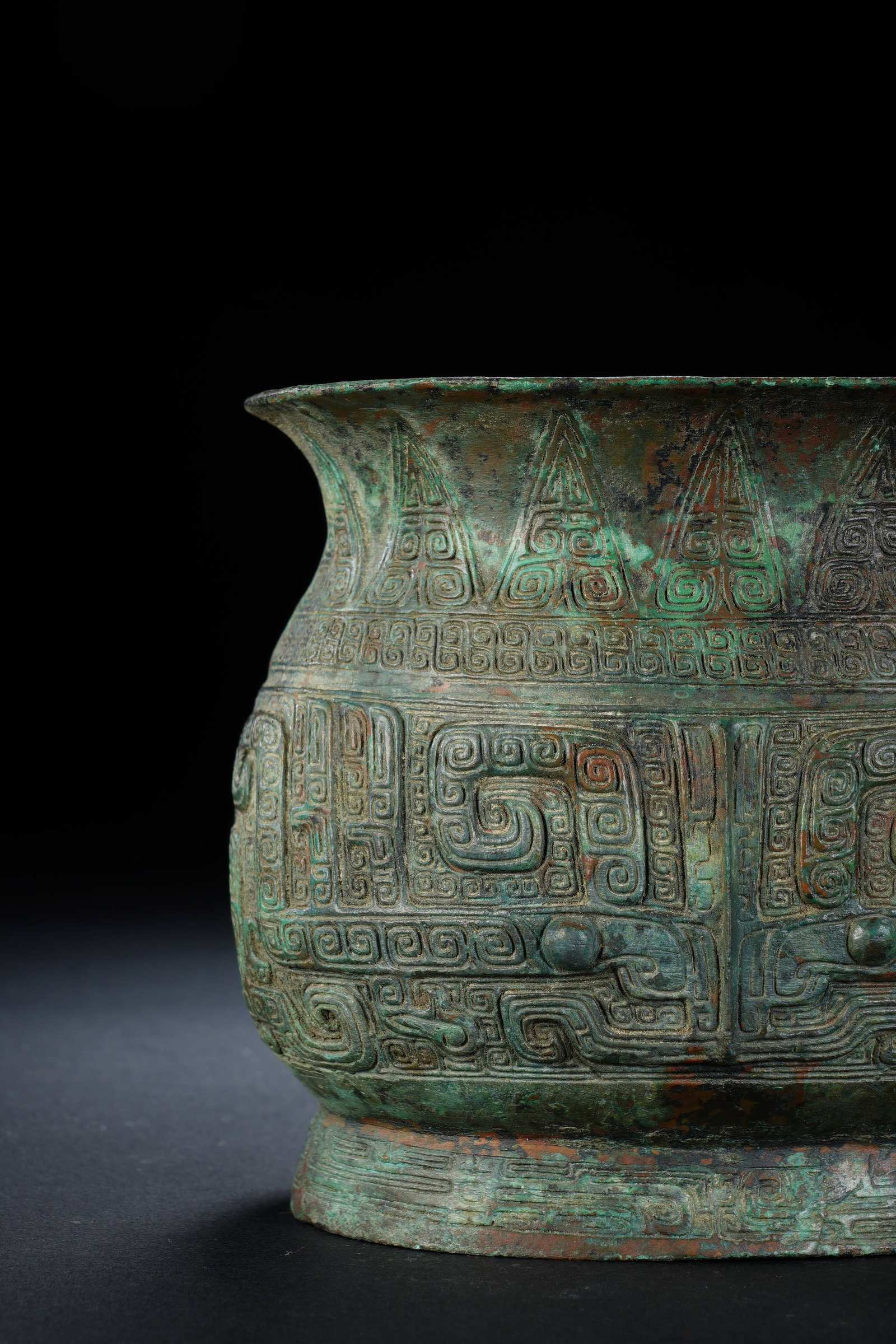 Chinese Bronze Carved Beast Face Pattern Pot - 3