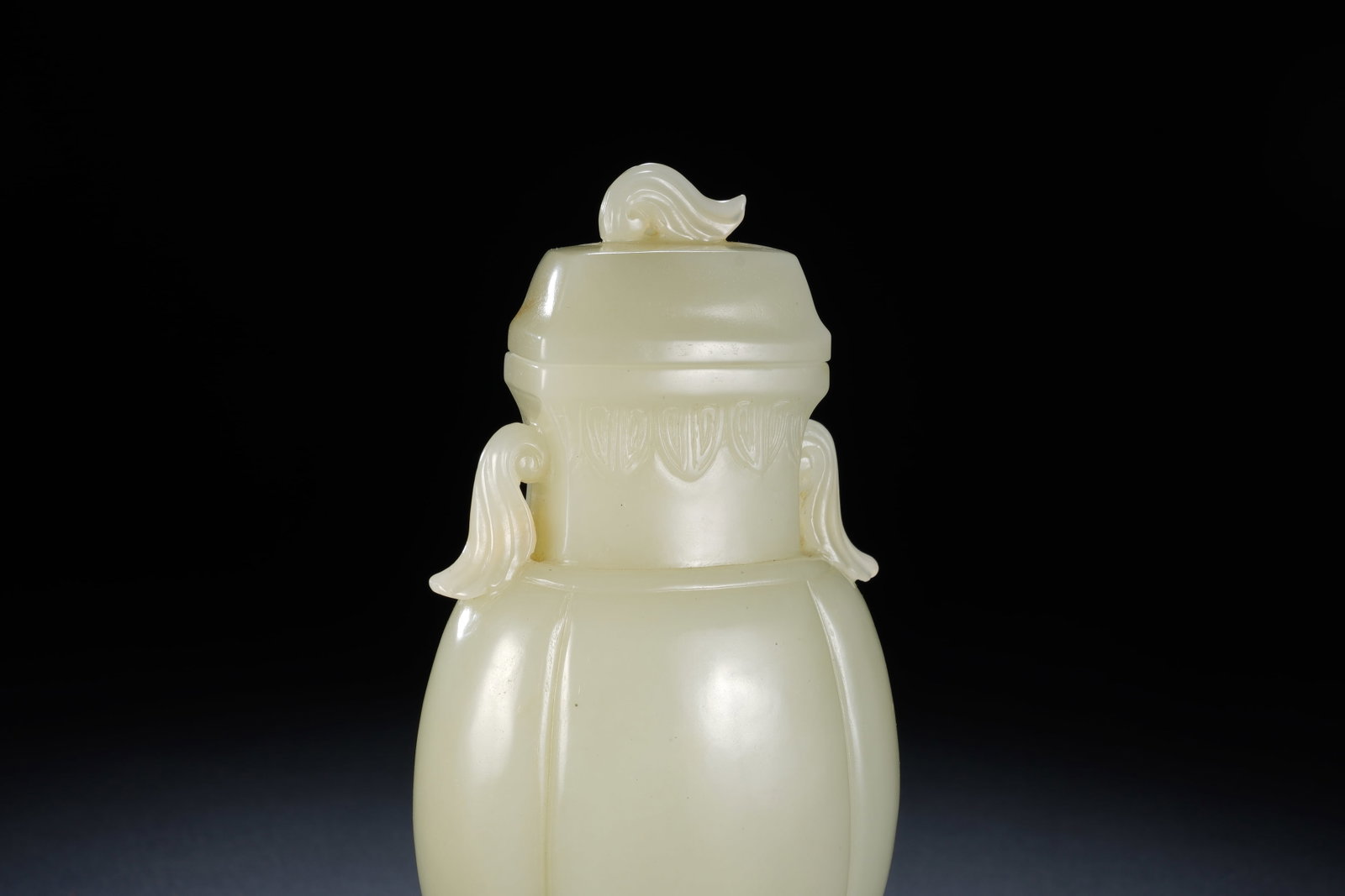Jade Carved Flower Pattern Double Ears Vase - 3