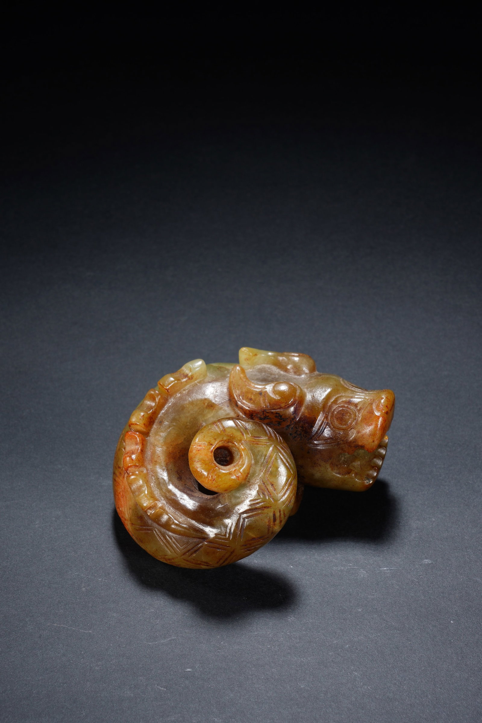 Jade Carved Beast Face Pattern Dragon Shape Ornament - 4