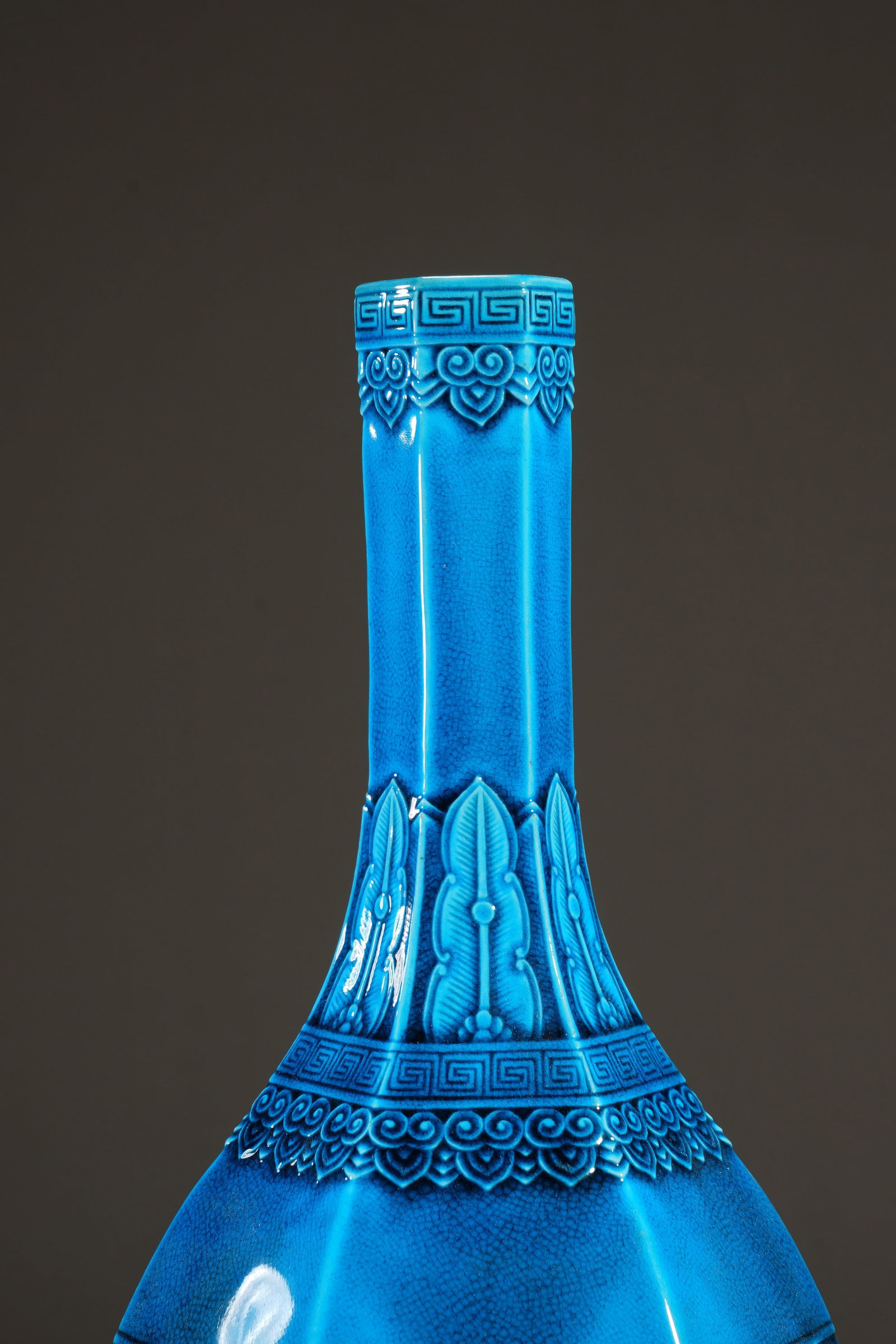 Peacock Blue Glazed Dragon Pattern Porcelain Vase - 3