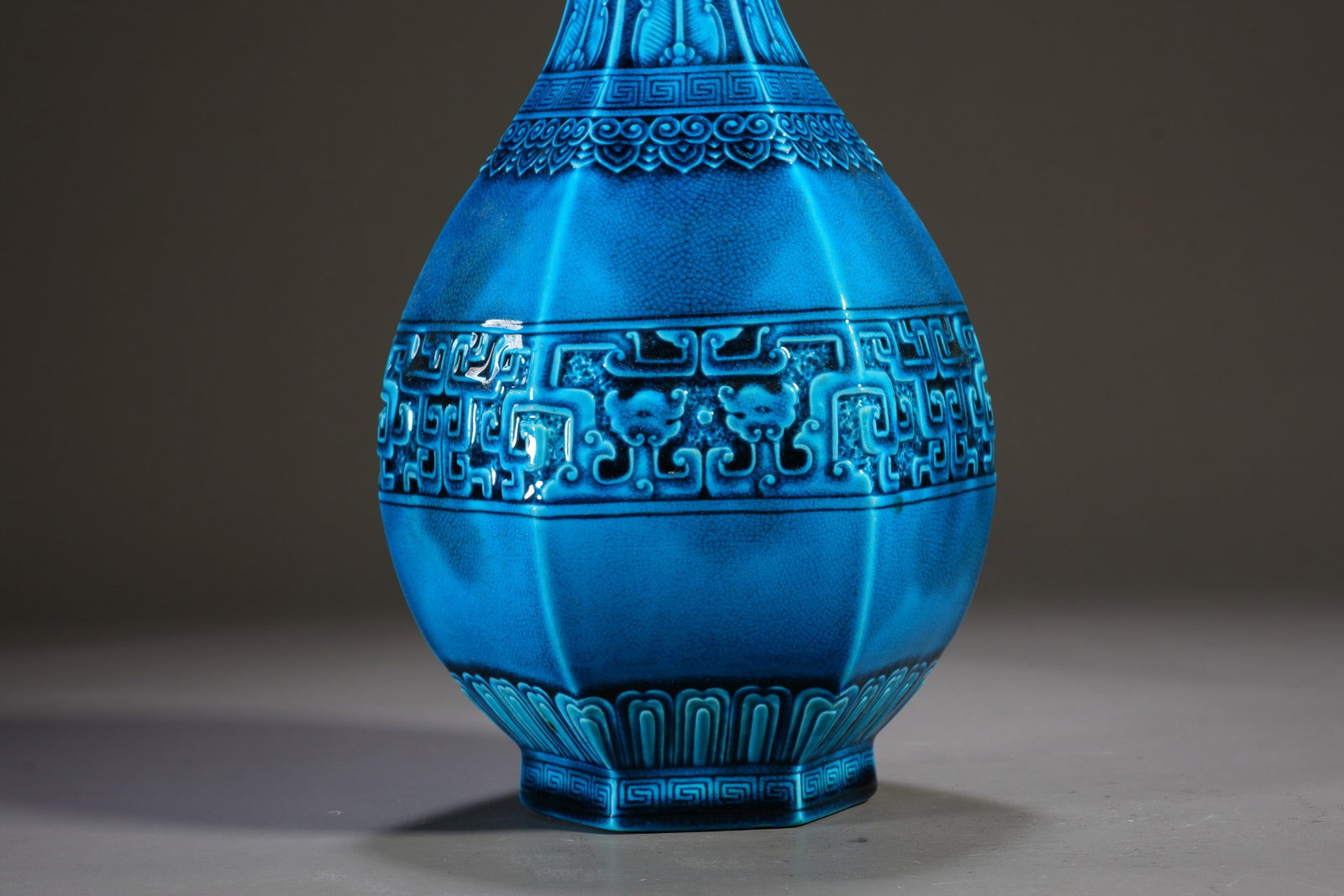 Peacock Blue Glazed Dragon Pattern Porcelain Vase - 4