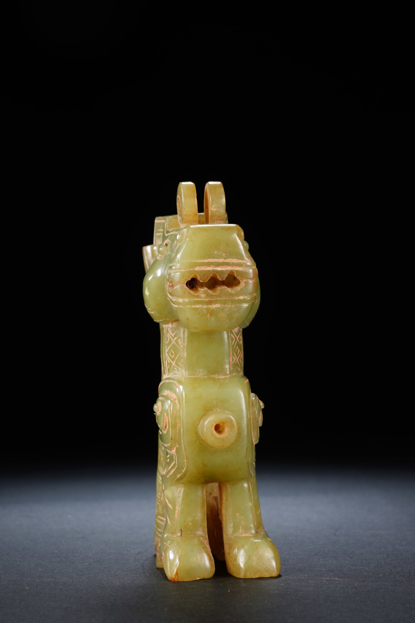 Jade Carved Beast Face Pattern Dragon Shape Ornament - 5