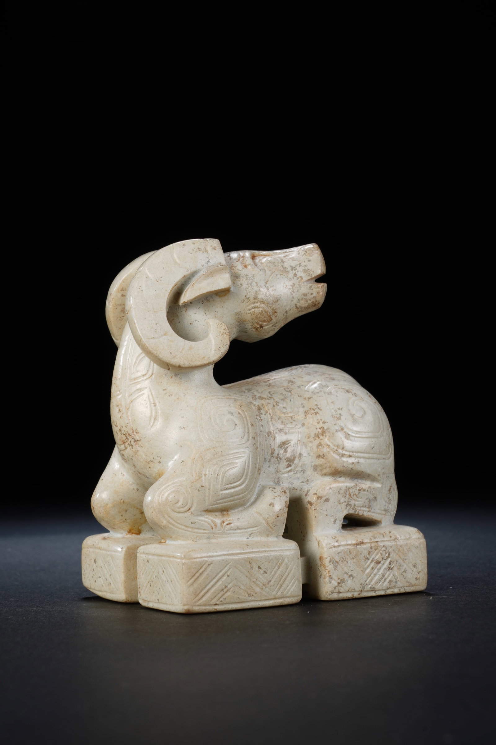 Jade Carved Beast Face Pattern Ram Shape Stone Seal - 4