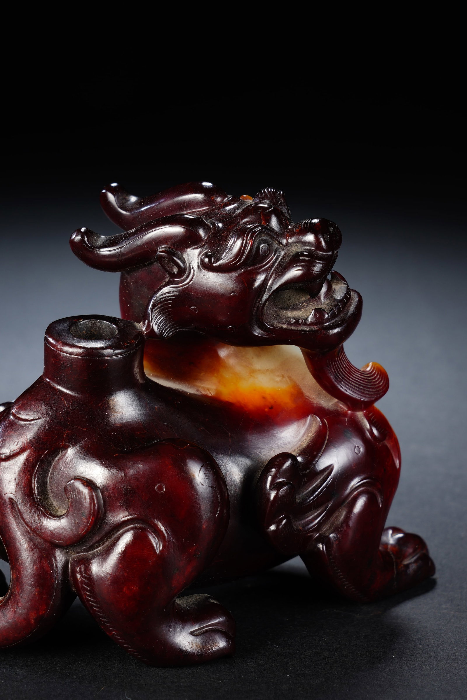 Jade Carved Beast Shape Figure - 2