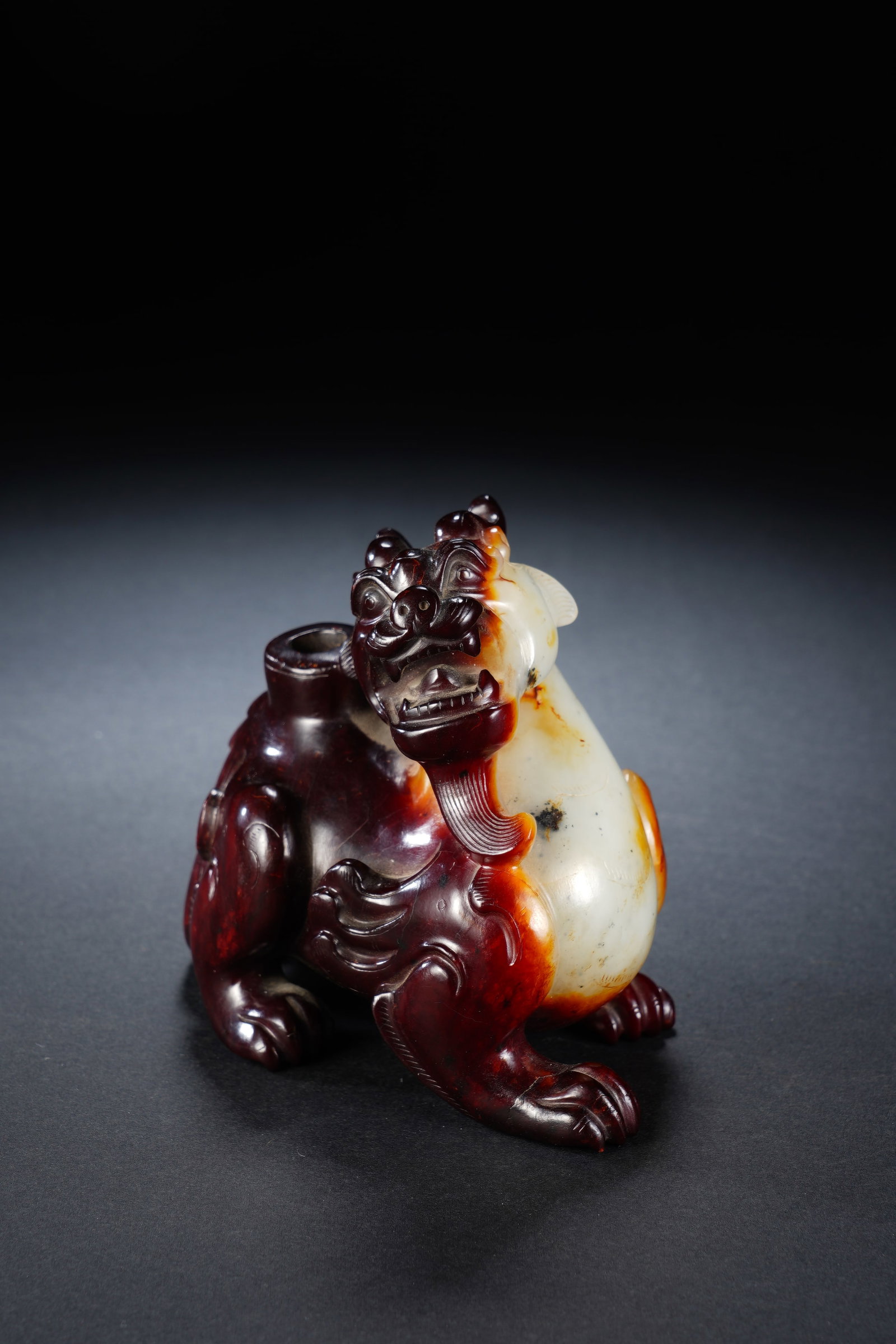 Jade Carved Beast Shape Figure - 4