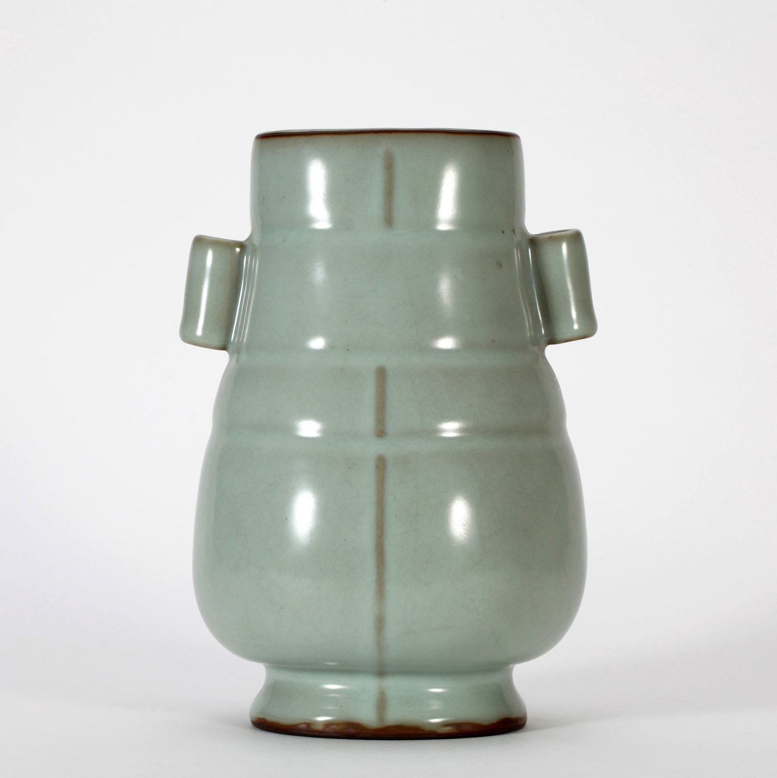 A GUAN-TYPE TWO-EARED VASE - 10