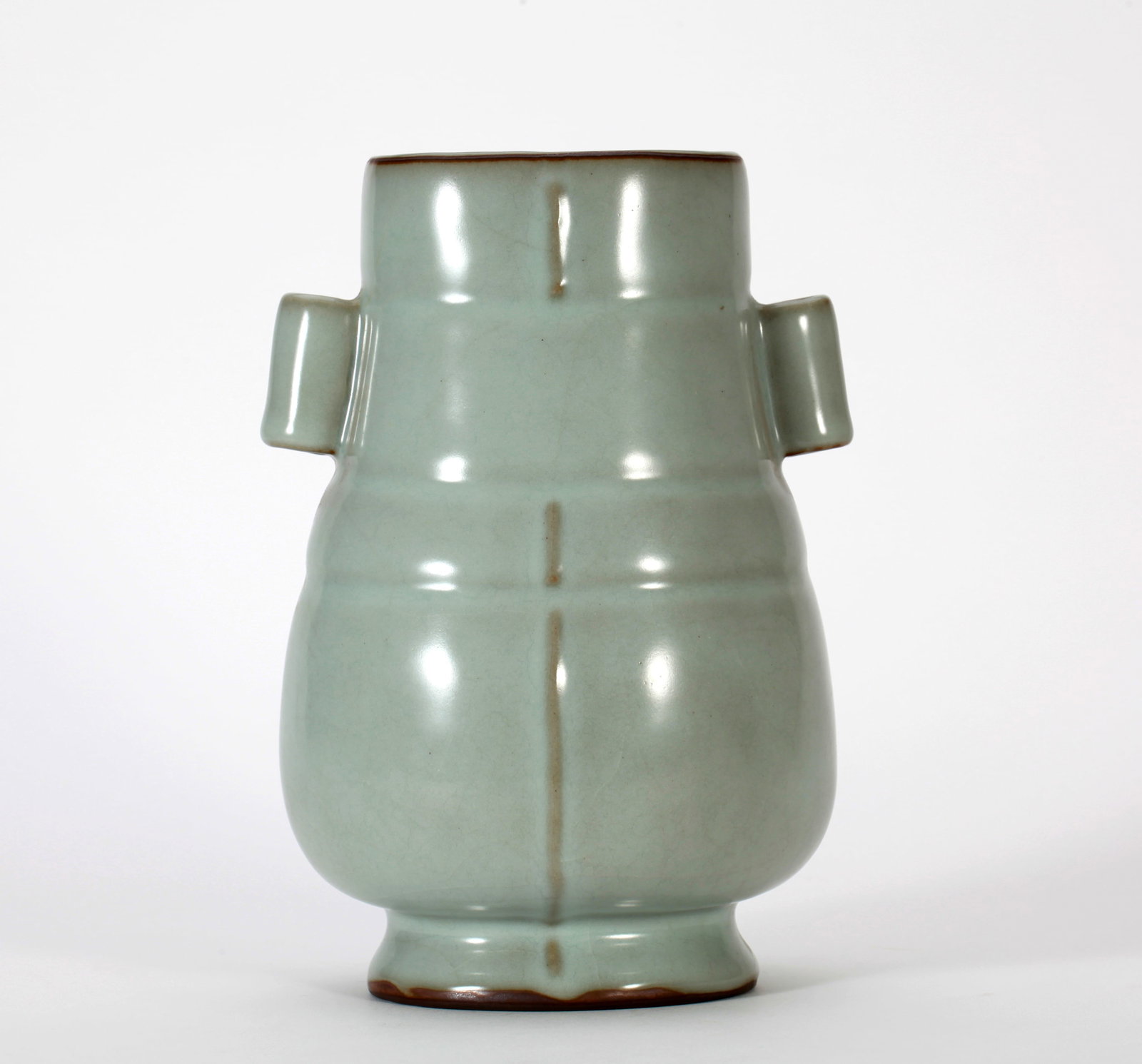 A GUAN-TYPE TWO-EARED VASE - 5
