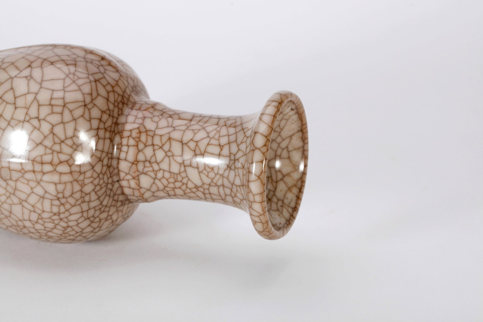 A GE-TYPE VASE - 7