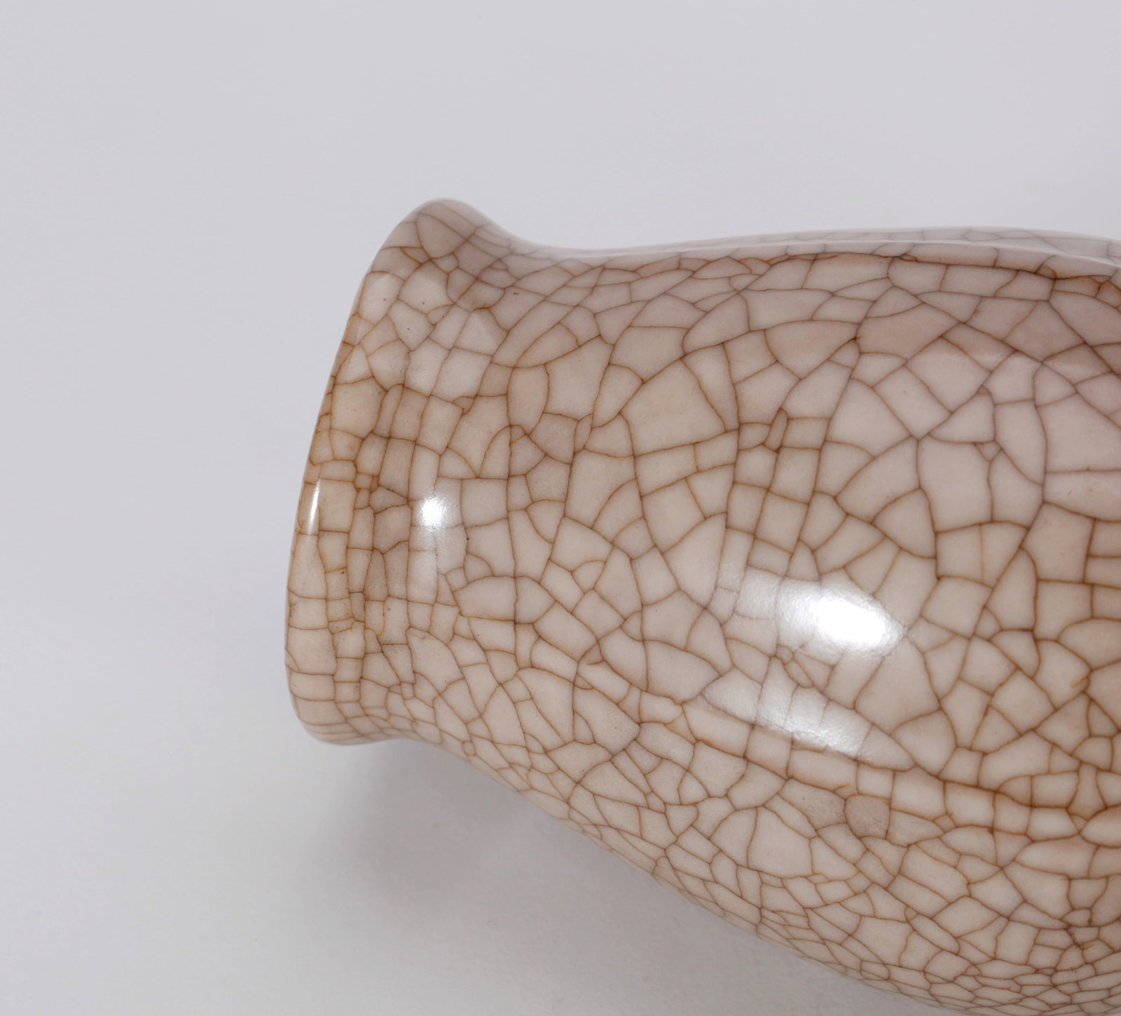 A GE-TYPE VASE - 8