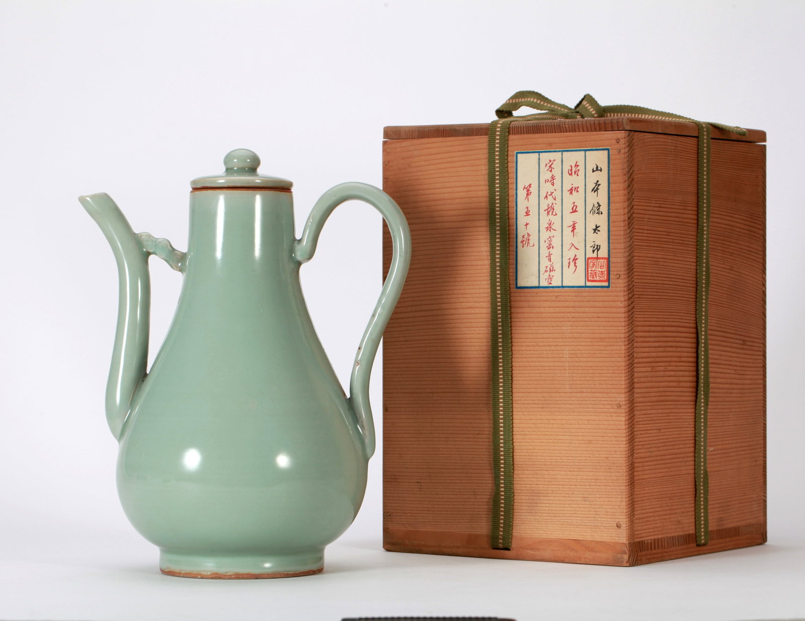 A LONGQUAN WARE EWER - 2