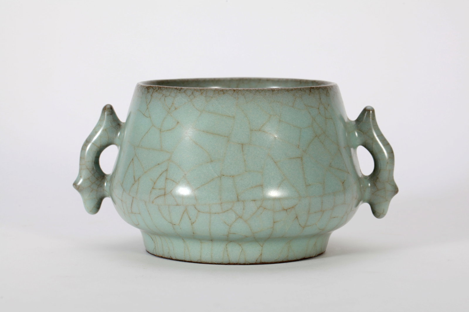 A GUAN-TYPE DOUBLE FISH CENSER - 10