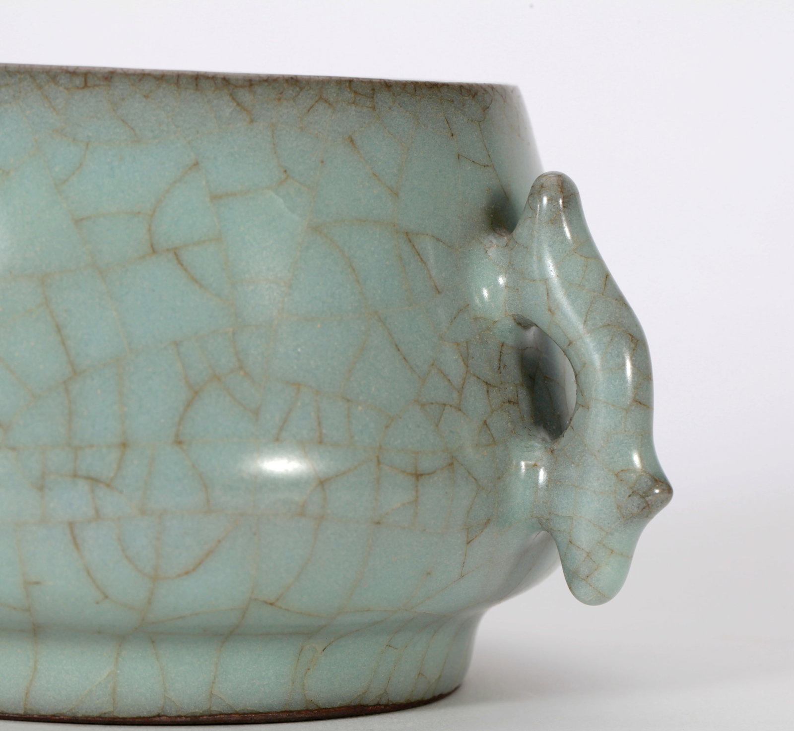 A GUAN-TYPE DOUBLE FISH CENSER - 8