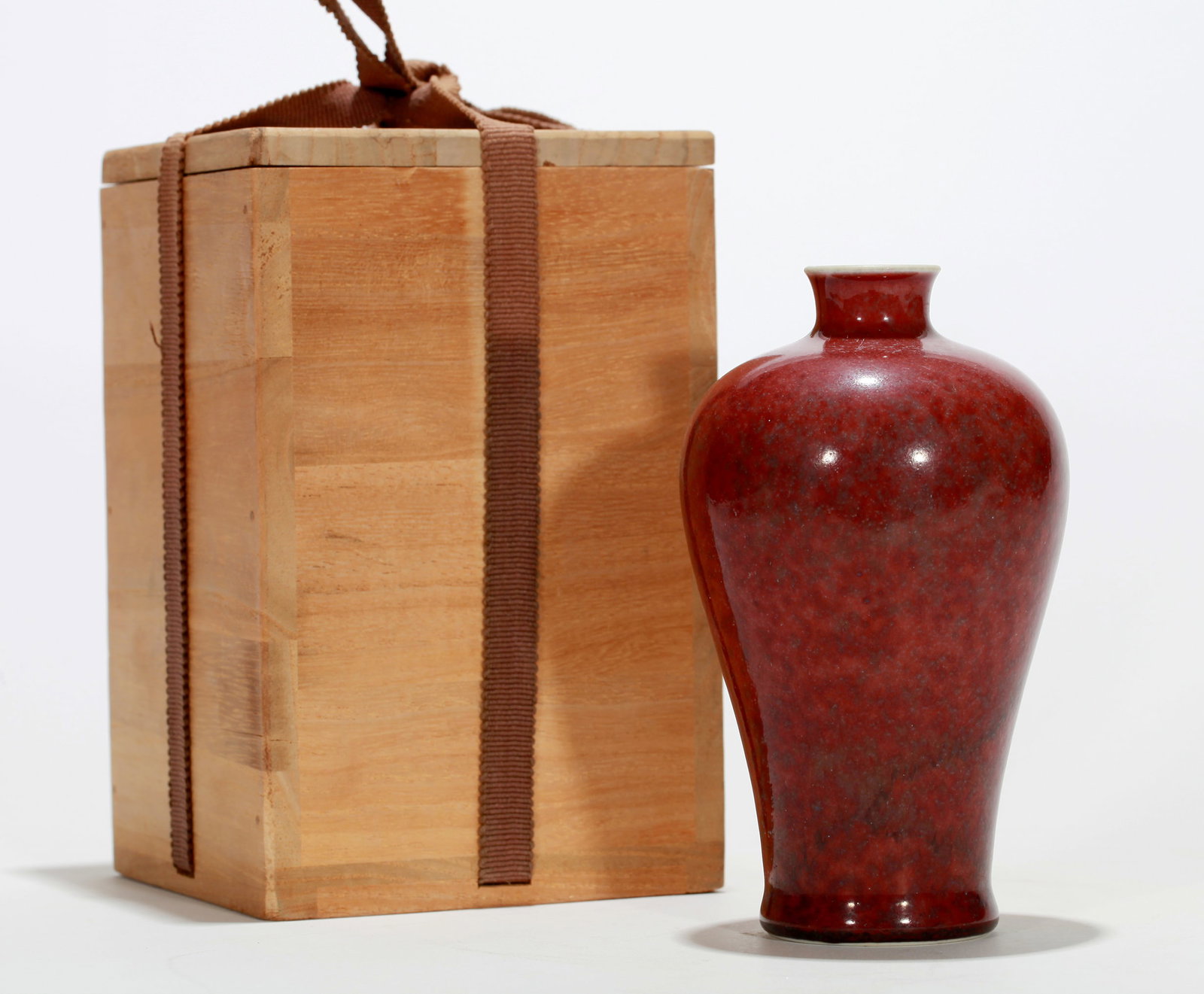A LANG RED SMALL MEIPING VASE - 2