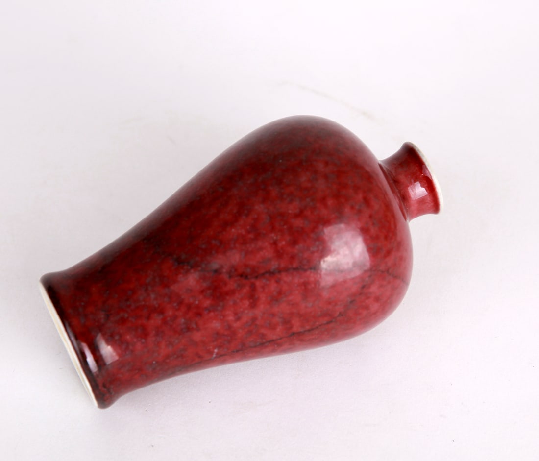 A LANG RED SMALL MEIPING VASE - 6