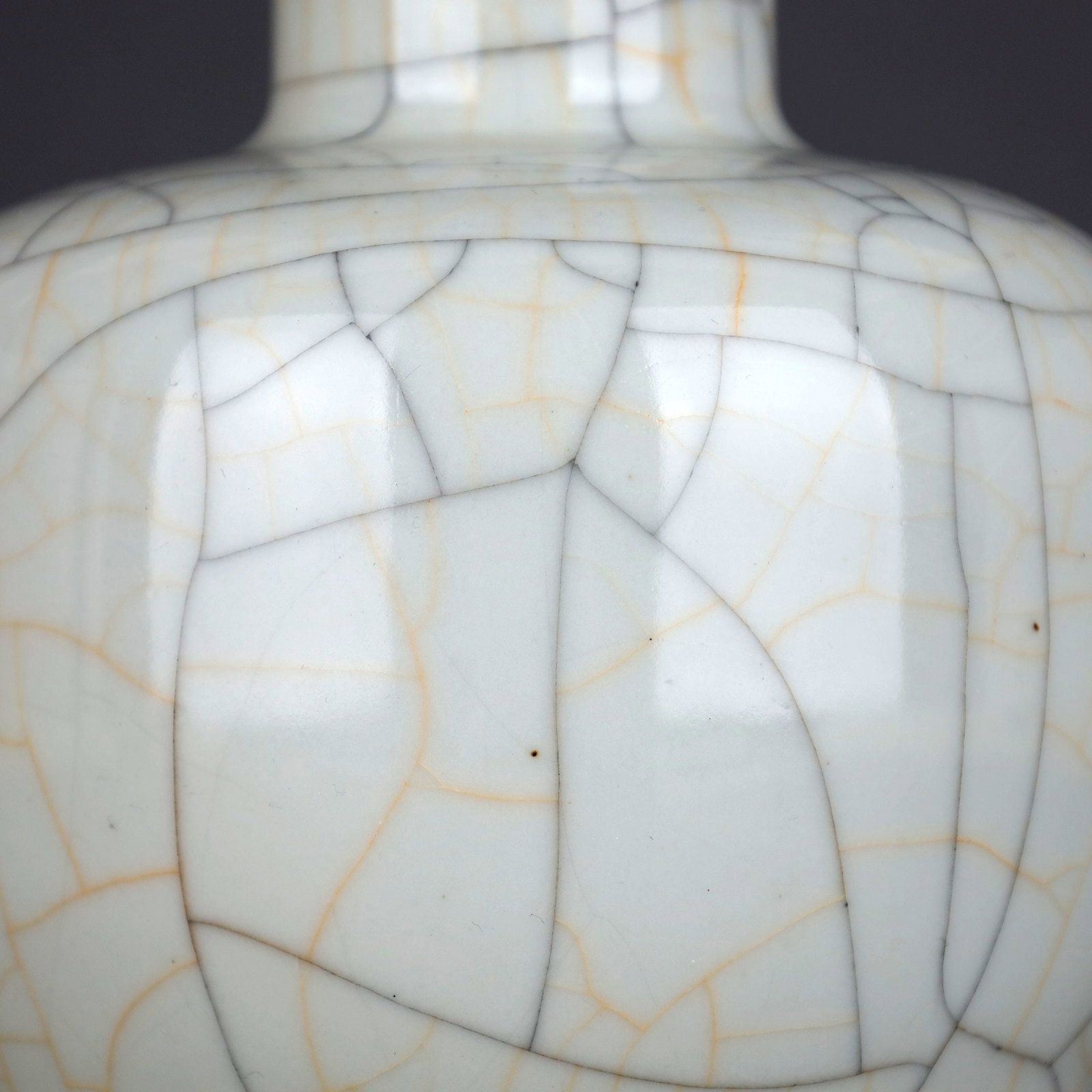 A GE-TYPE VASE - 7