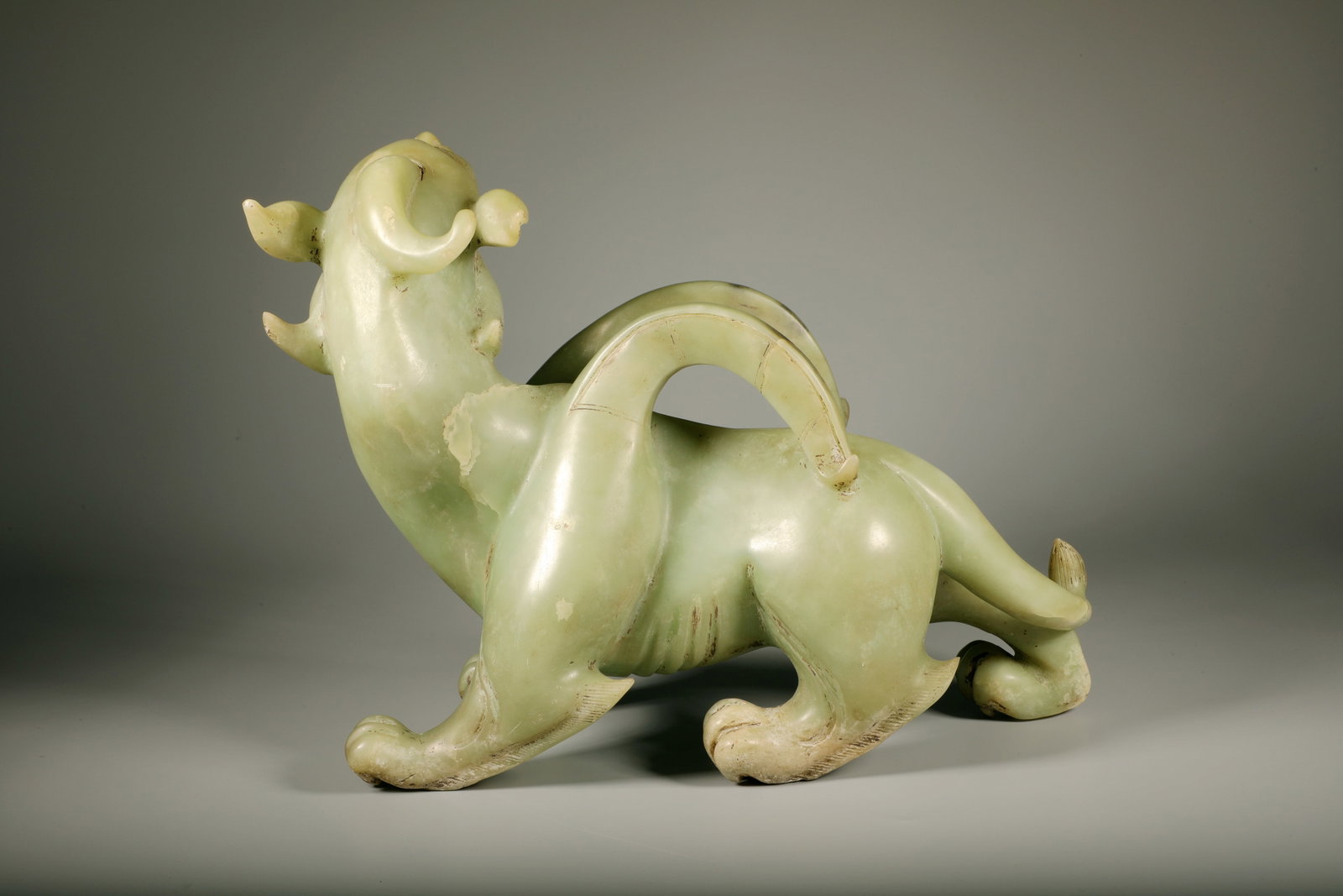 A JADE TIGER ORNAMENT - 3