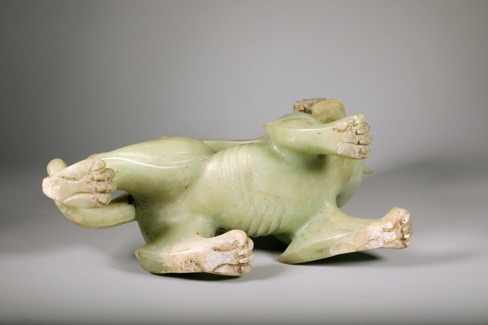 A JADE TIGER ORNAMENT - 6