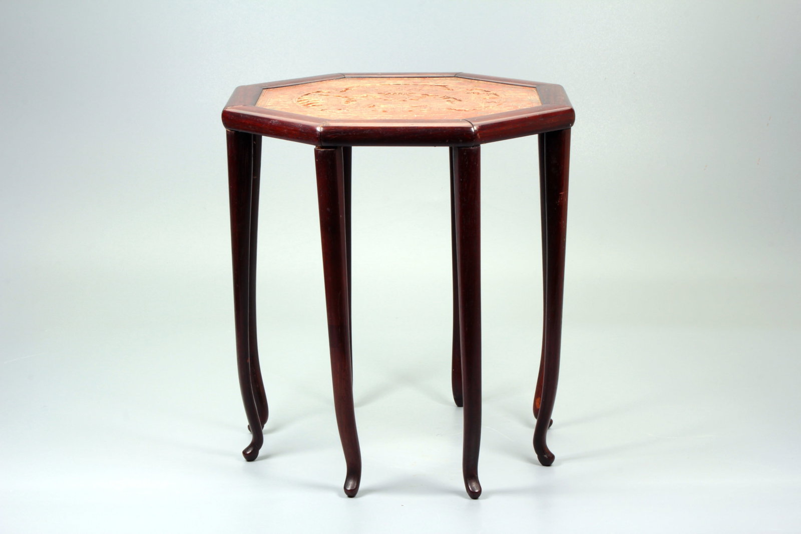 A ROSEWOOD INLAID SHOUSHAN STONE DRAGON OCTAGONAL INCENSE STAND: A ROSEWOOD INLAID SHOUSHAN STONE DRAGON OCTAGONAL INCENSE STAND Height:24.7cm,Length:22.8cm,Width:22.8cm