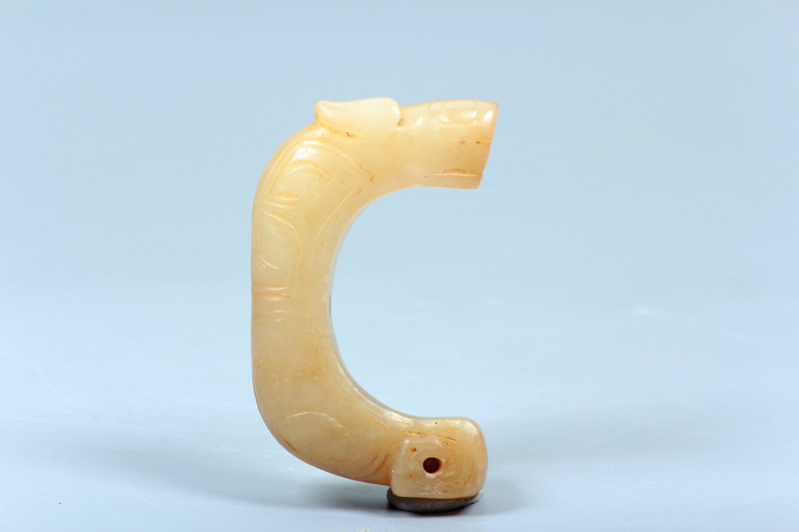 A HETIAN JADE DRAGON PENDANT - 4