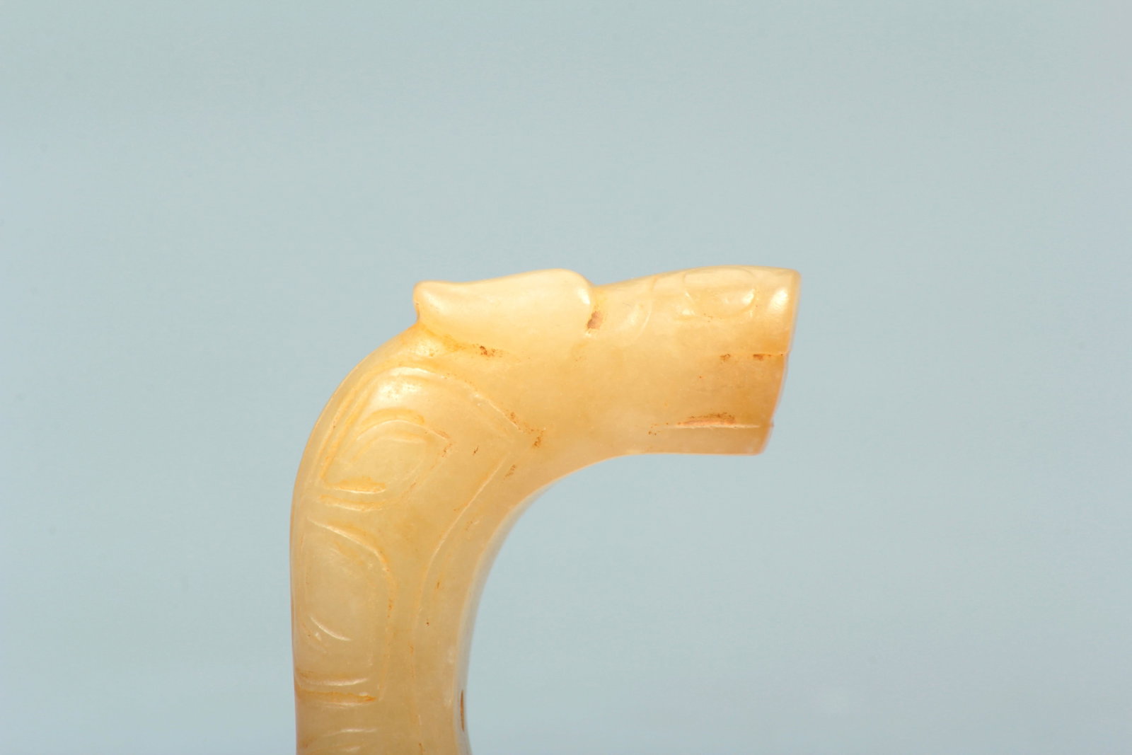A HETIAN JADE DRAGON PENDANT - 5