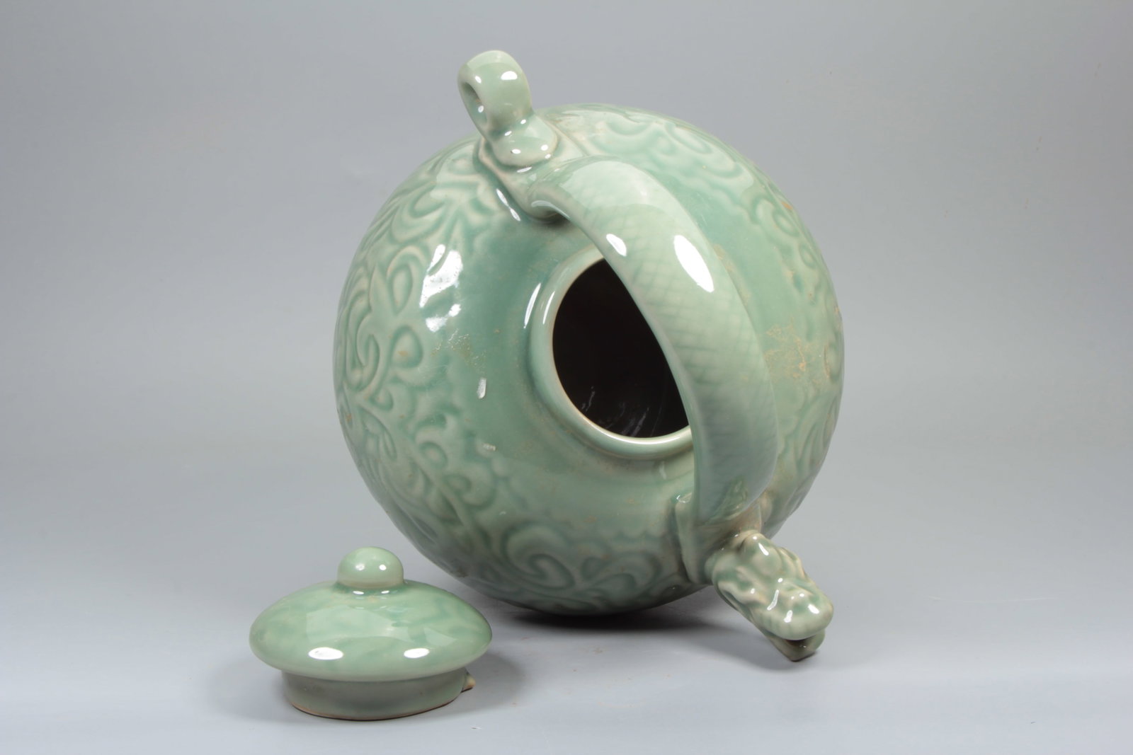 A LONGQUAN WARE DRAGON AND PHOENIX EWER - 12