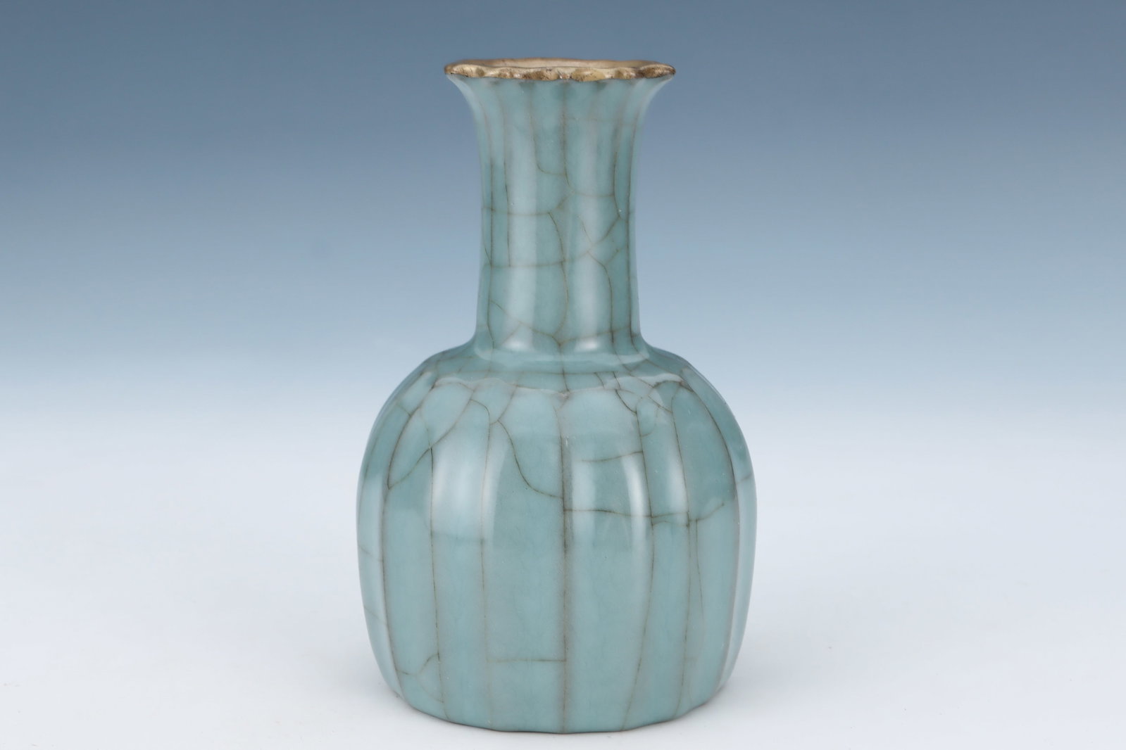 Guan Ware Porcelain Vase - 4