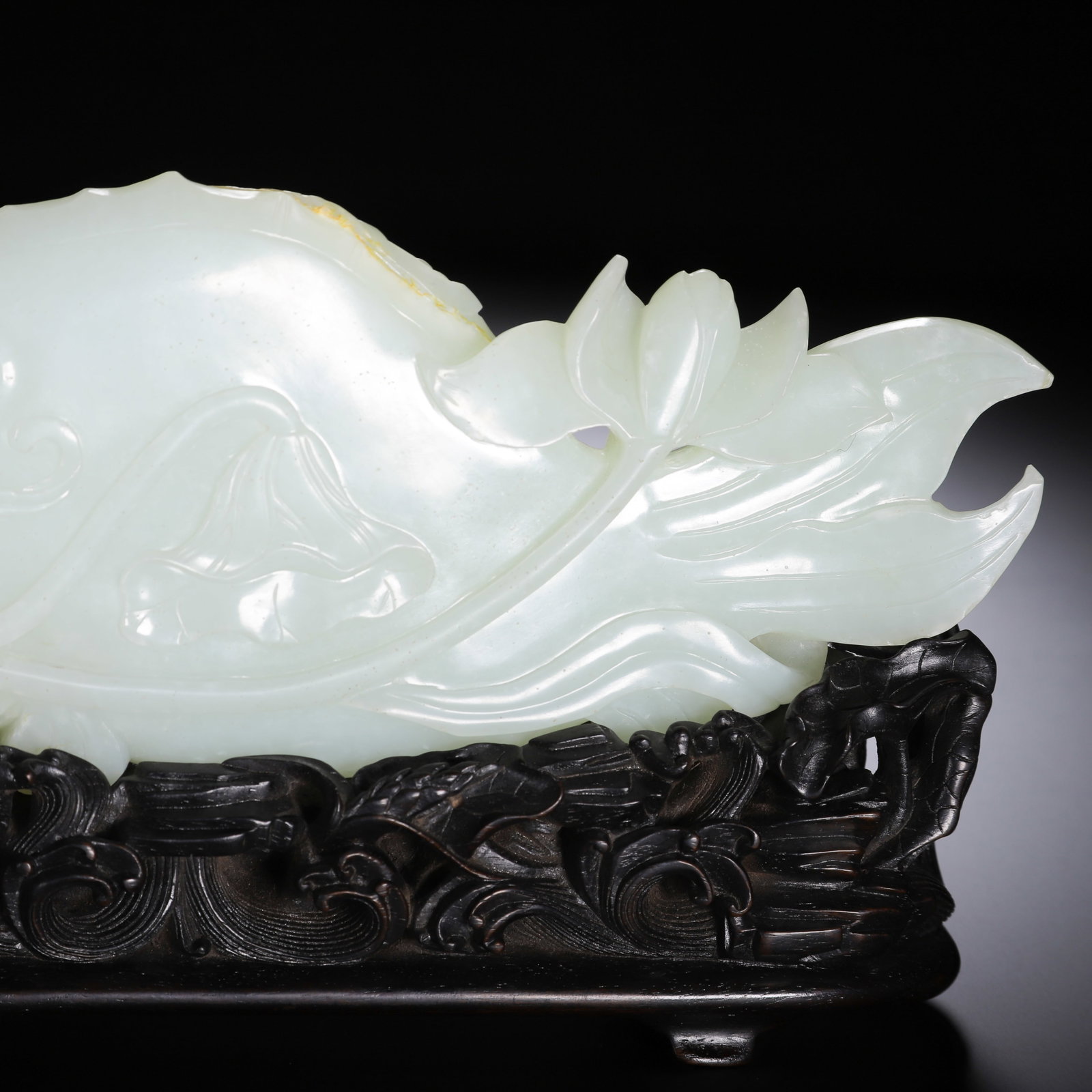 Jade Carved Lotus Flower Pattern Fish Shape Figure - 2