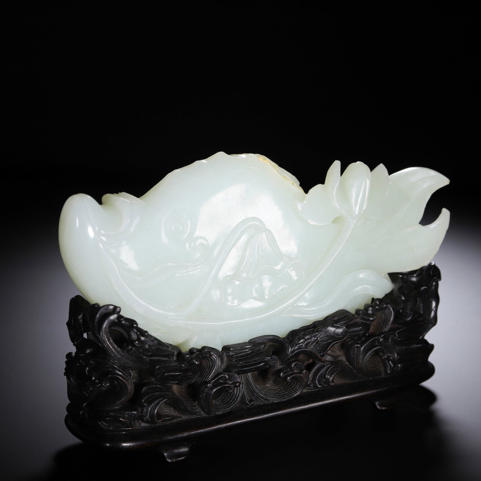 Jade Carved Lotus Flower Pattern Fish Shape Figure - 4