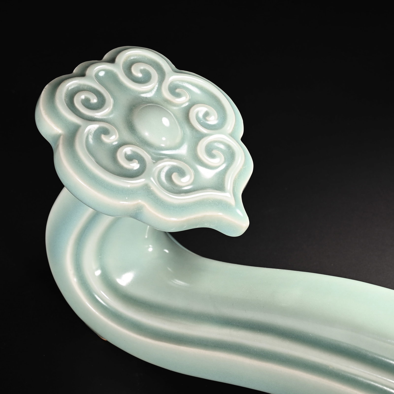 Longquan Ware Dragon Pattern Porcelain RuYi Ornament - 2