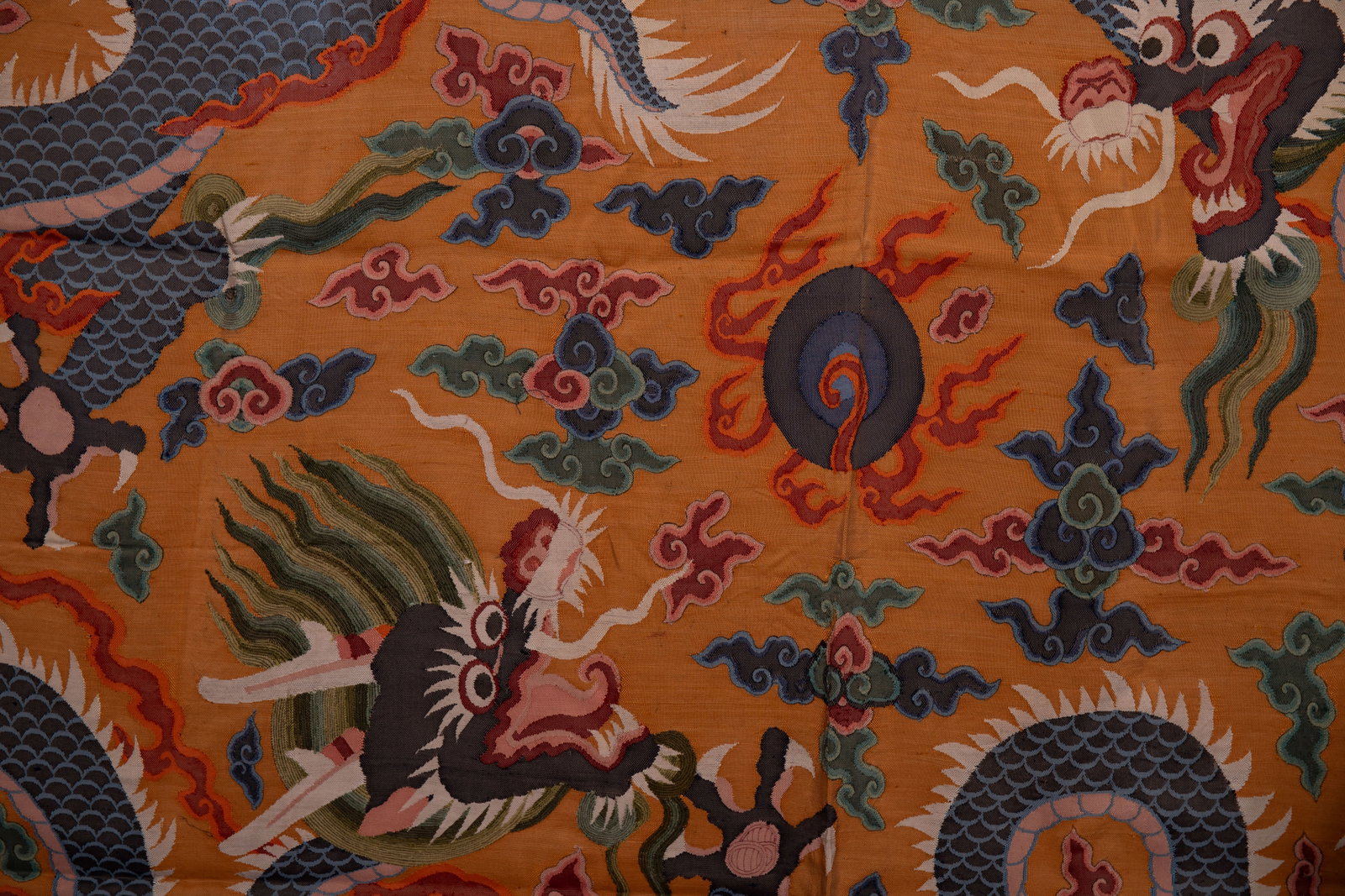 Silk Embroidery Cloud and Dragon Pattern Kesi - 10