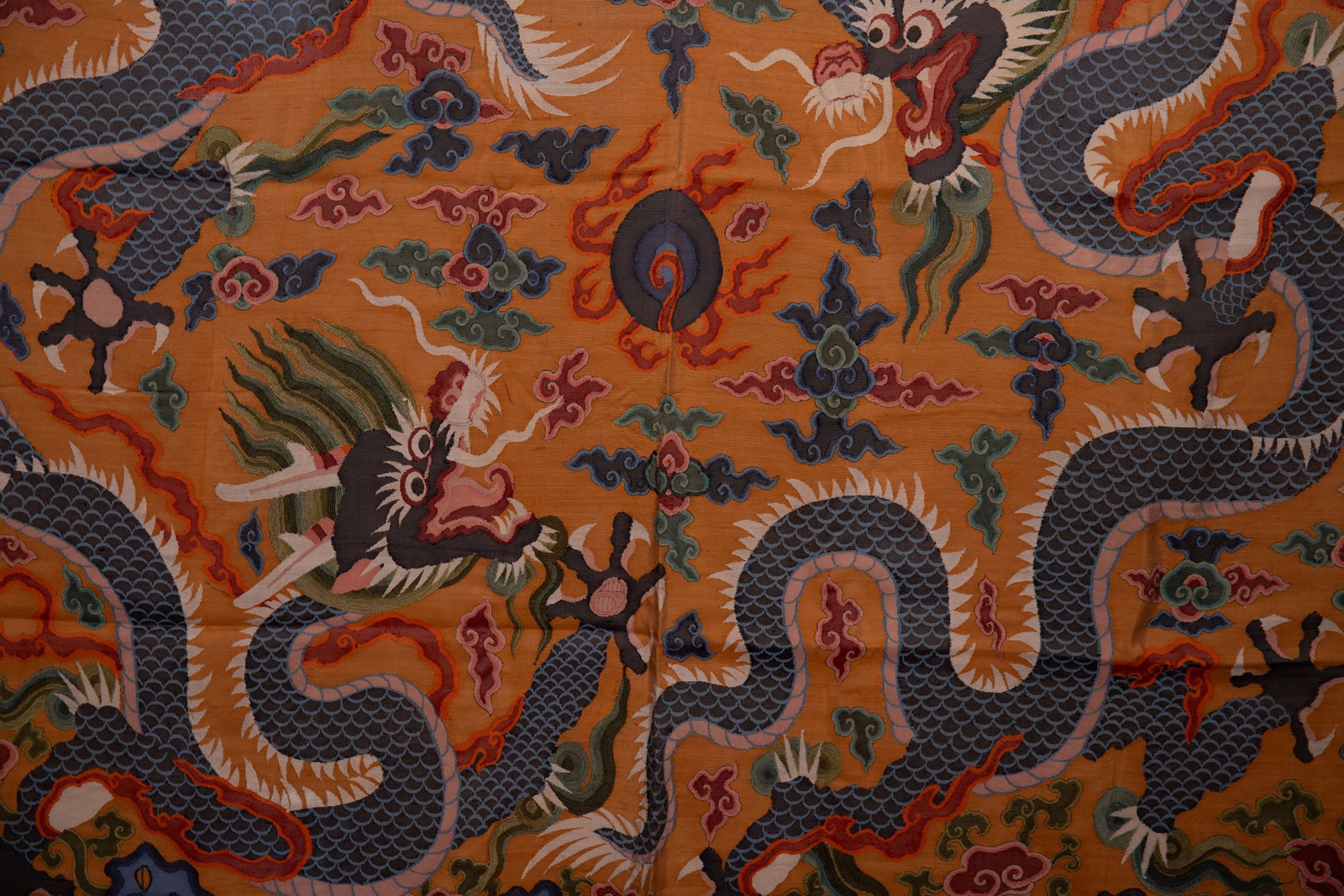 Silk Embroidery Cloud and Dragon Pattern Kesi - 3