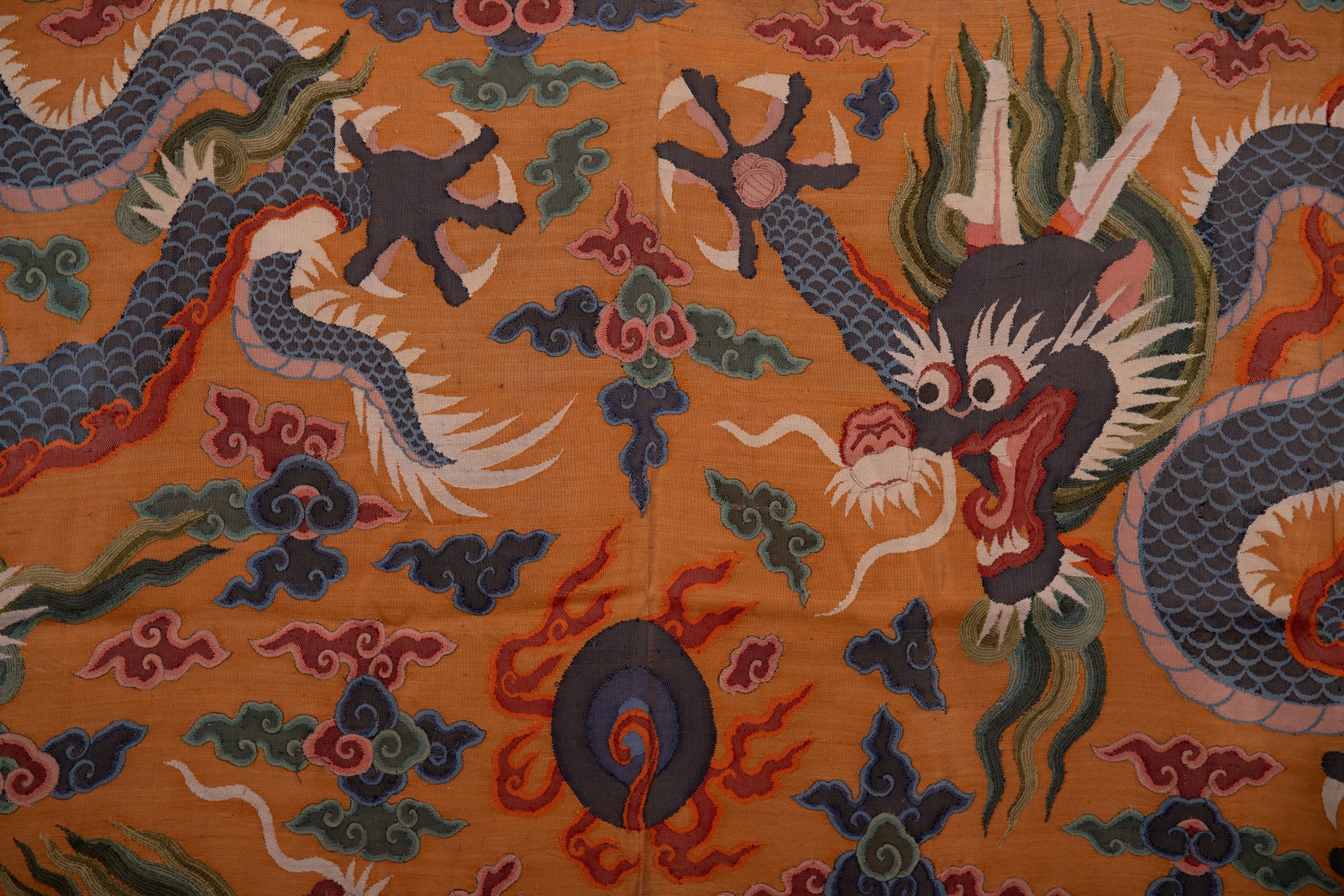 Silk Embroidery Cloud and Dragon Pattern Kesi - 6
