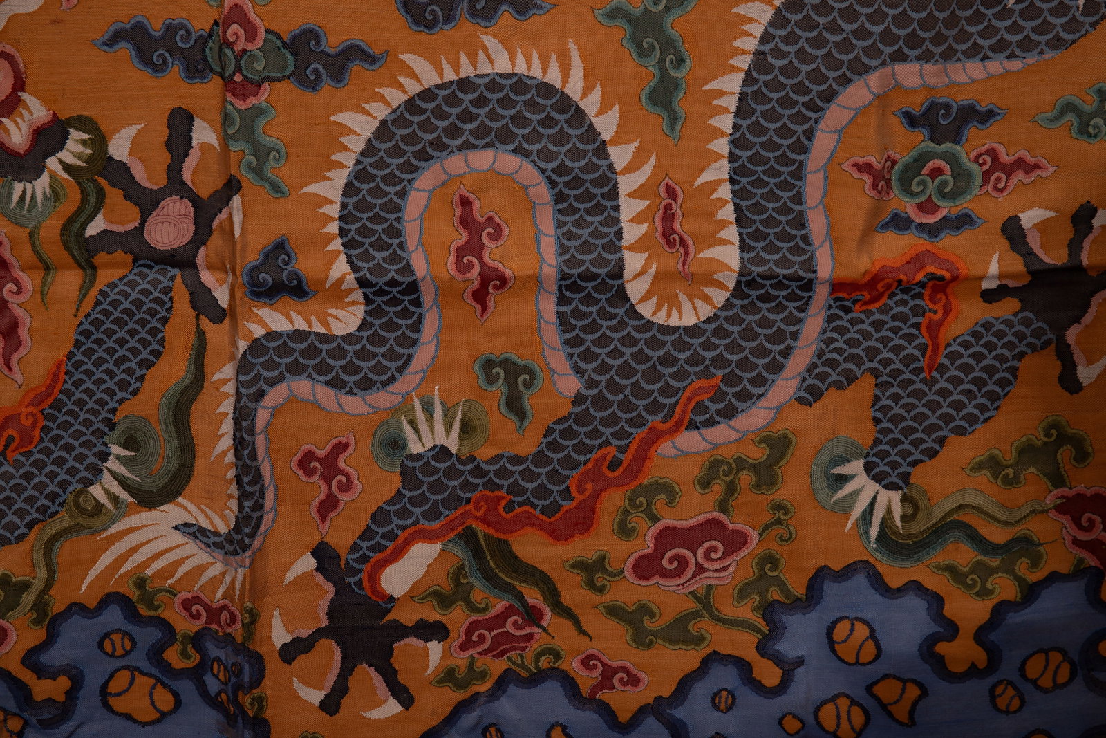 Silk Embroidery Cloud and Dragon Pattern Kesi - 8