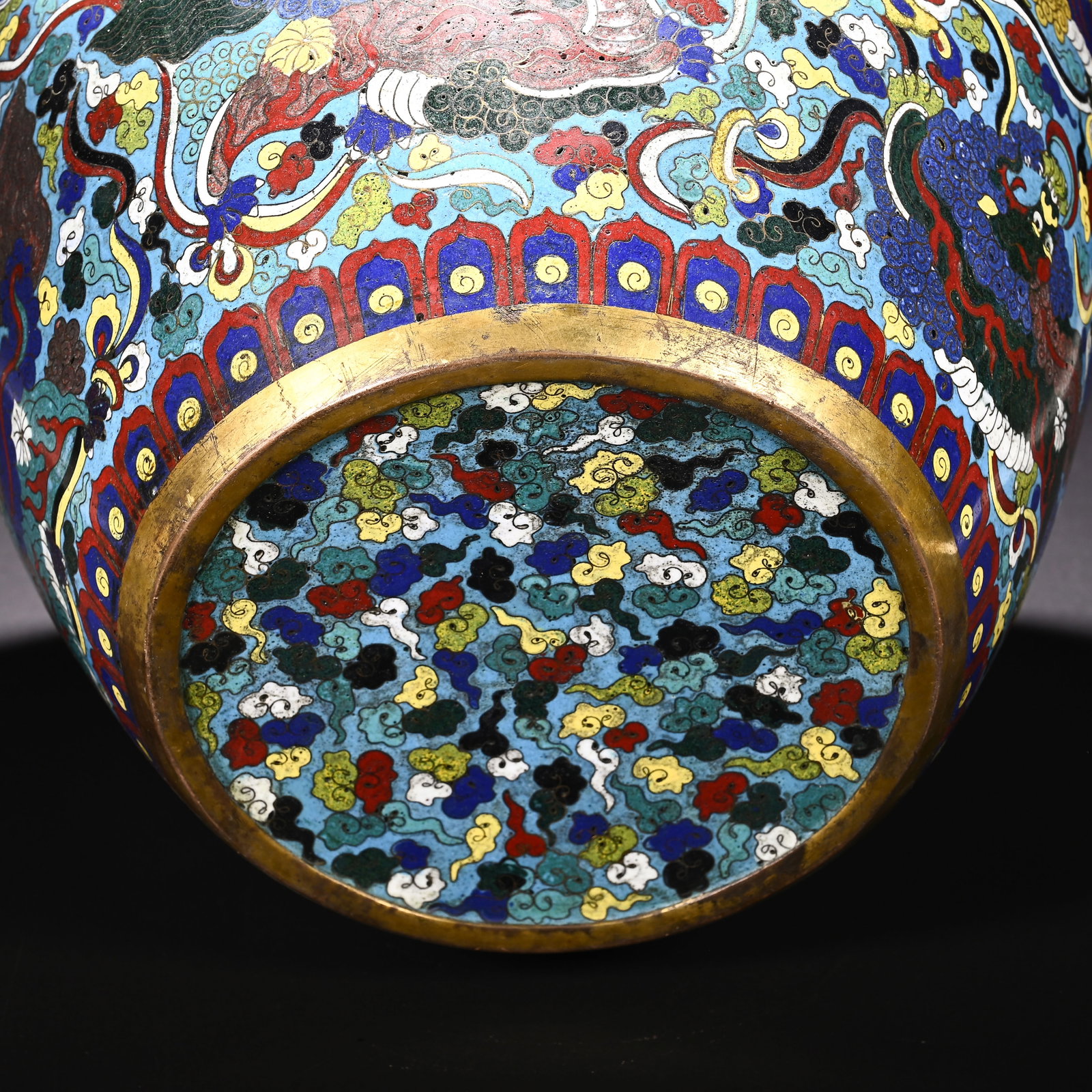 Bronze Cloisonne Carved Lion and Cloud Pattern Pot - 8