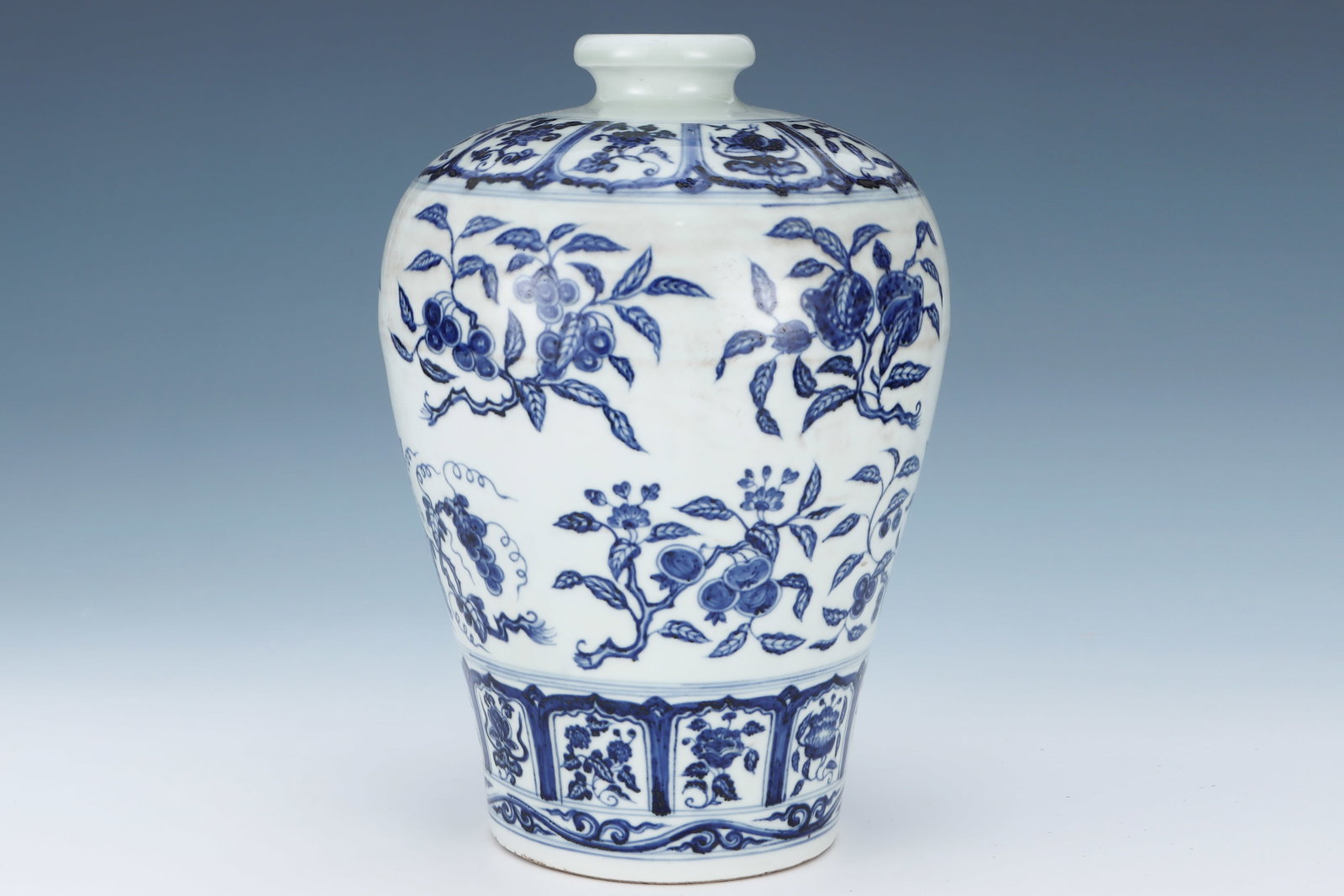 Blue and White Flower Pattern Porcelain Vase - 4