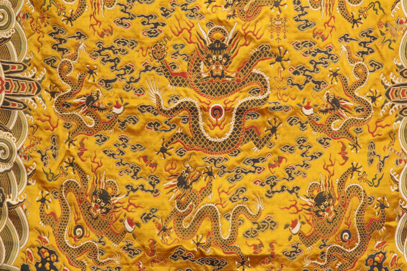 Silk Embroidery Cloud and Dragon Pattern Kesi - 4