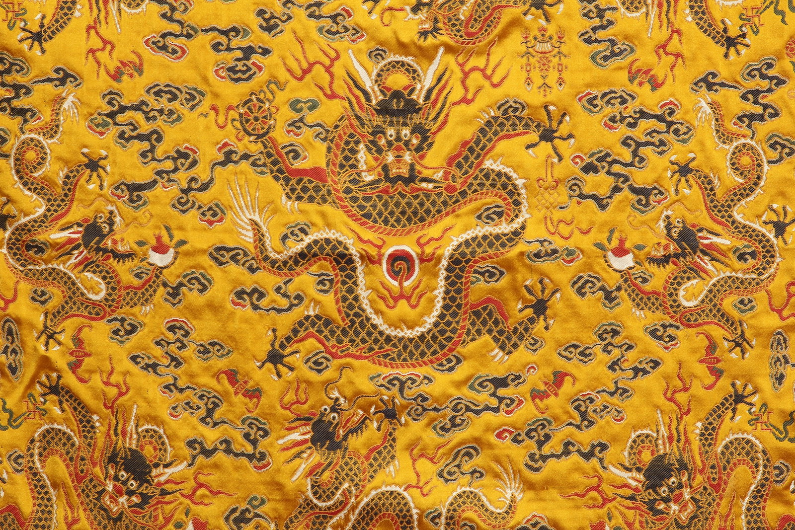 Silk Embroidery Cloud and Dragon Pattern Kesi - 5