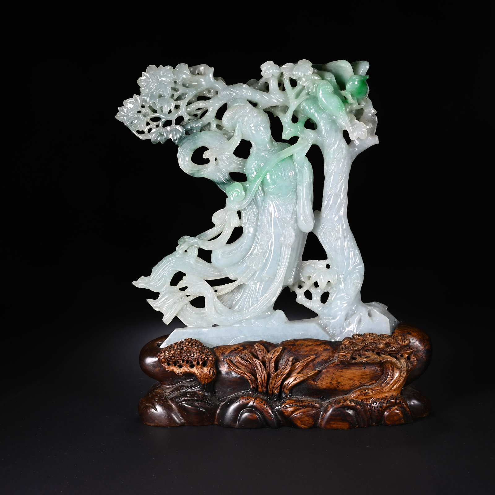 Jadeite Carved Beauty Shape Figure: Jadeite Carved Beauty Shape Figure (22 x 16cm)