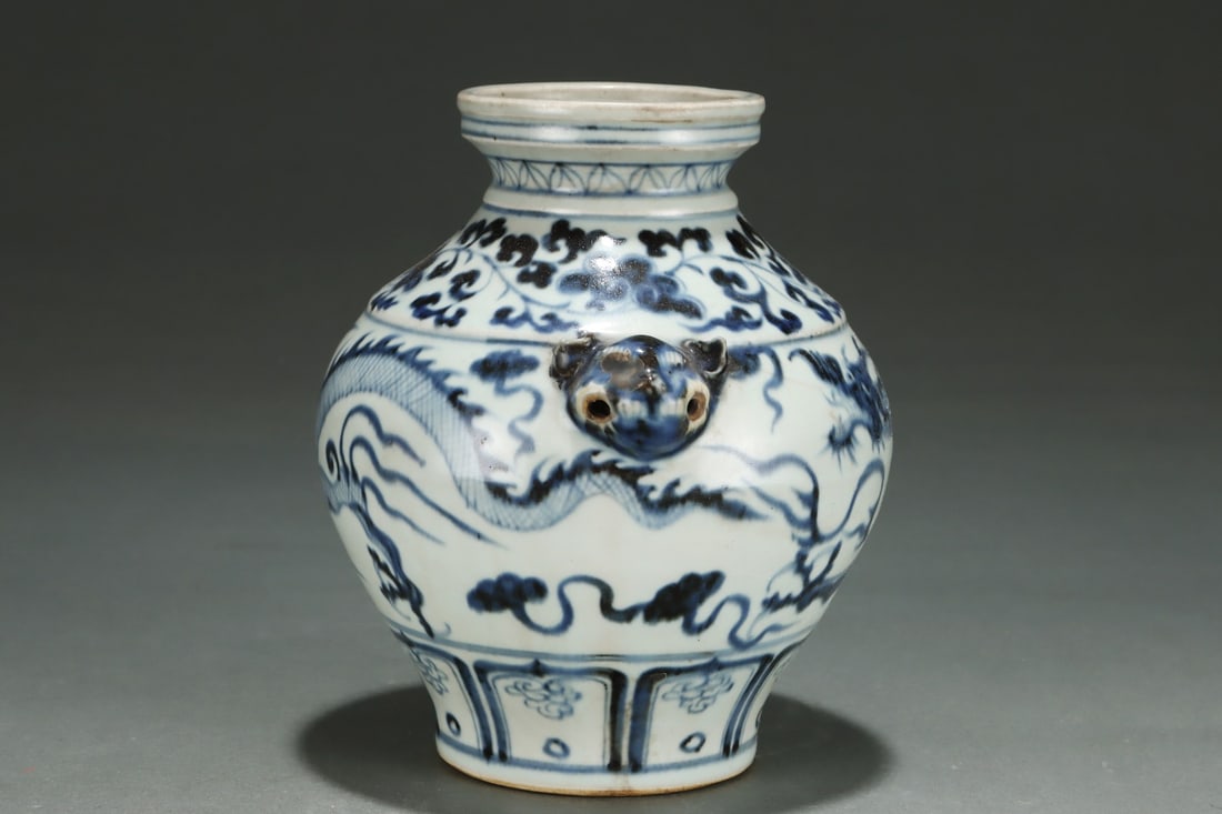 Blue and White Cloud and Dragon Pattern Porcelain Vase - 3