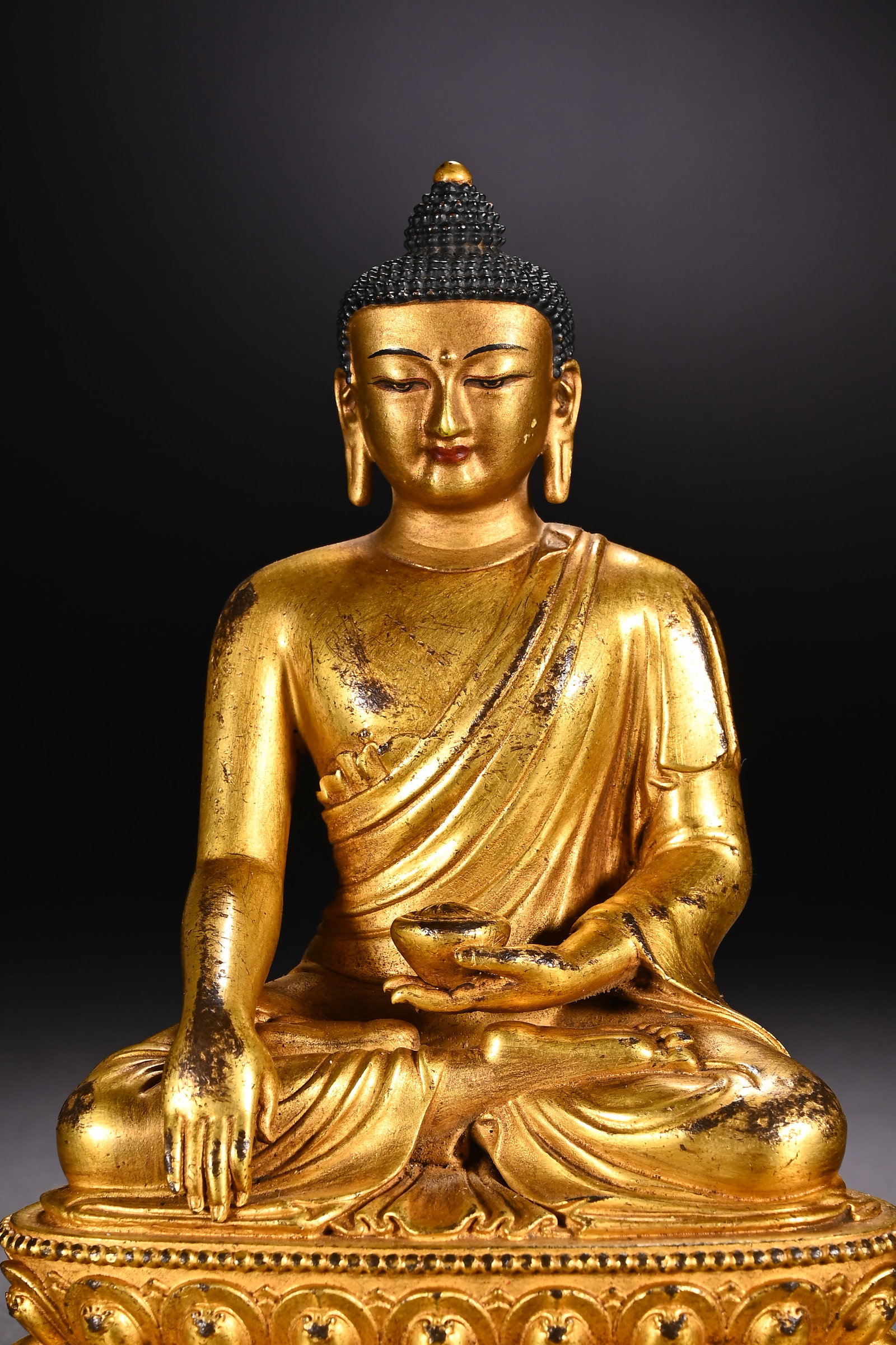 Gilt Bronze Sakyamuni Figure - 2