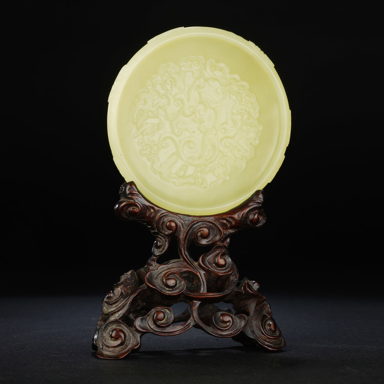 Huanghuali Wood Inlaid Jade Carved Dragon Pattern Table Plaque: Huanghuali Wood Inlaid Jade Carved Dragon Pattern Table Plaque (8.5 x 8 x 3cm)