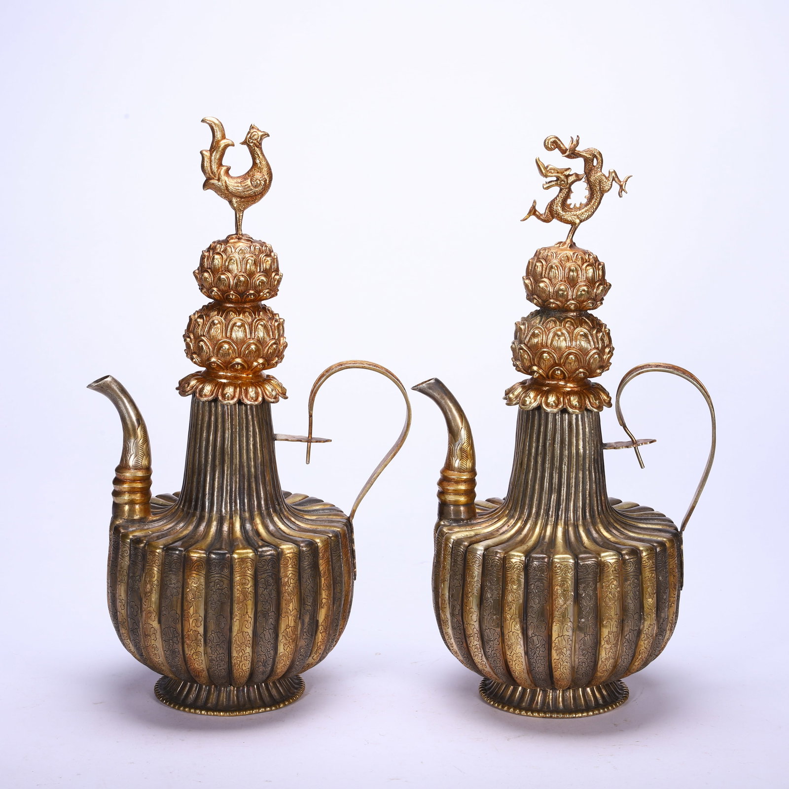 Pair of Gilt Bronze Carved Flower Pattern Dragon and Phoenix Shape Pot: Pair of Gilt Bronze Carved Flower Pattern Dragon and Phoenix Shape Pot (30cm)
