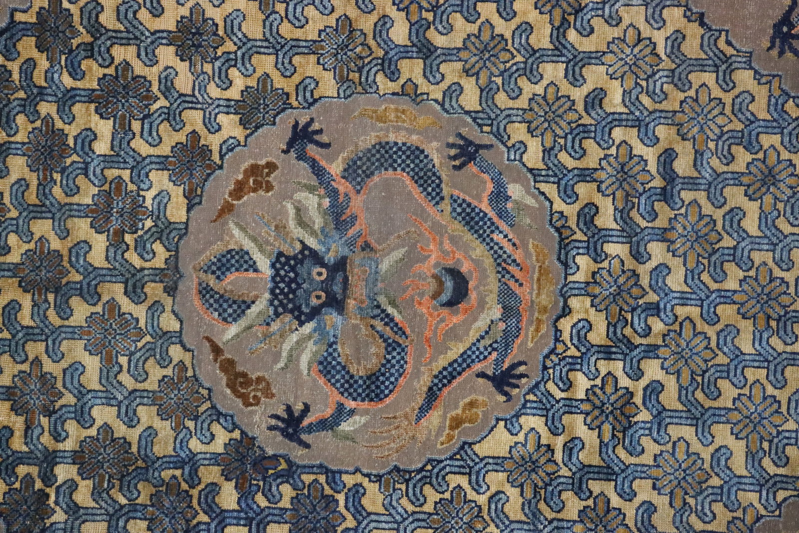 Silk Embroidery Flower and Dragon Pattern Kesi - 12