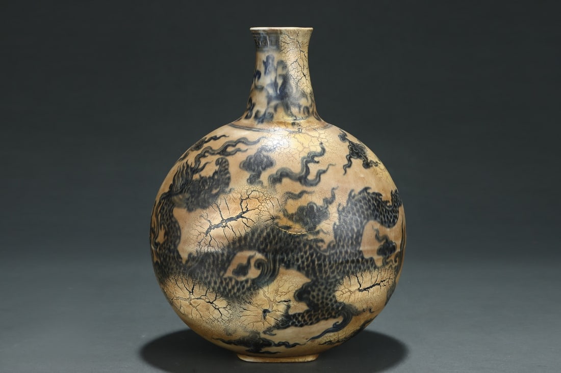 Blue and White Cloud and Dragon Pattern Porcelain Vase - 5
