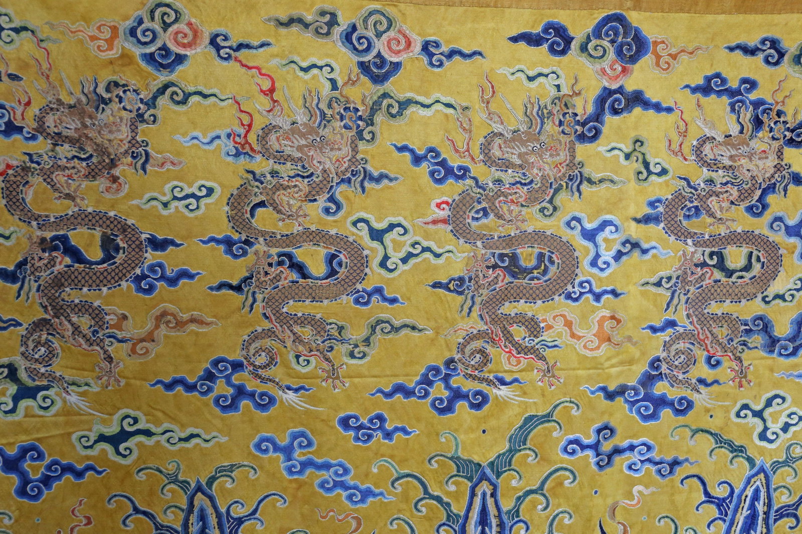Silk Embroidery Sea Wave and Dragon Pattern Kesi - 5