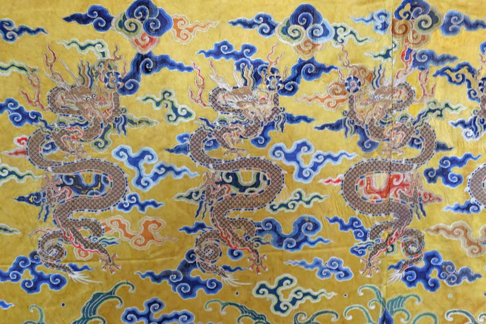 Silk Embroidery Sea Wave and Dragon Pattern Kesi - 6